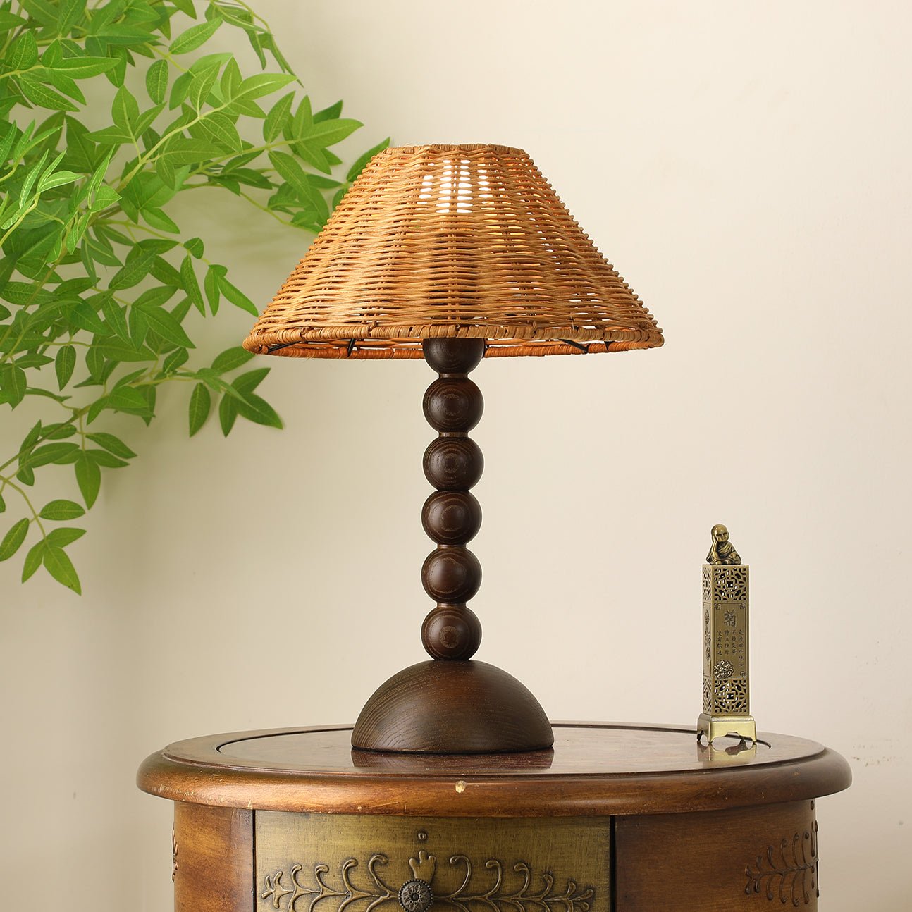 Emily Charm Table Lamp - Blowlighting