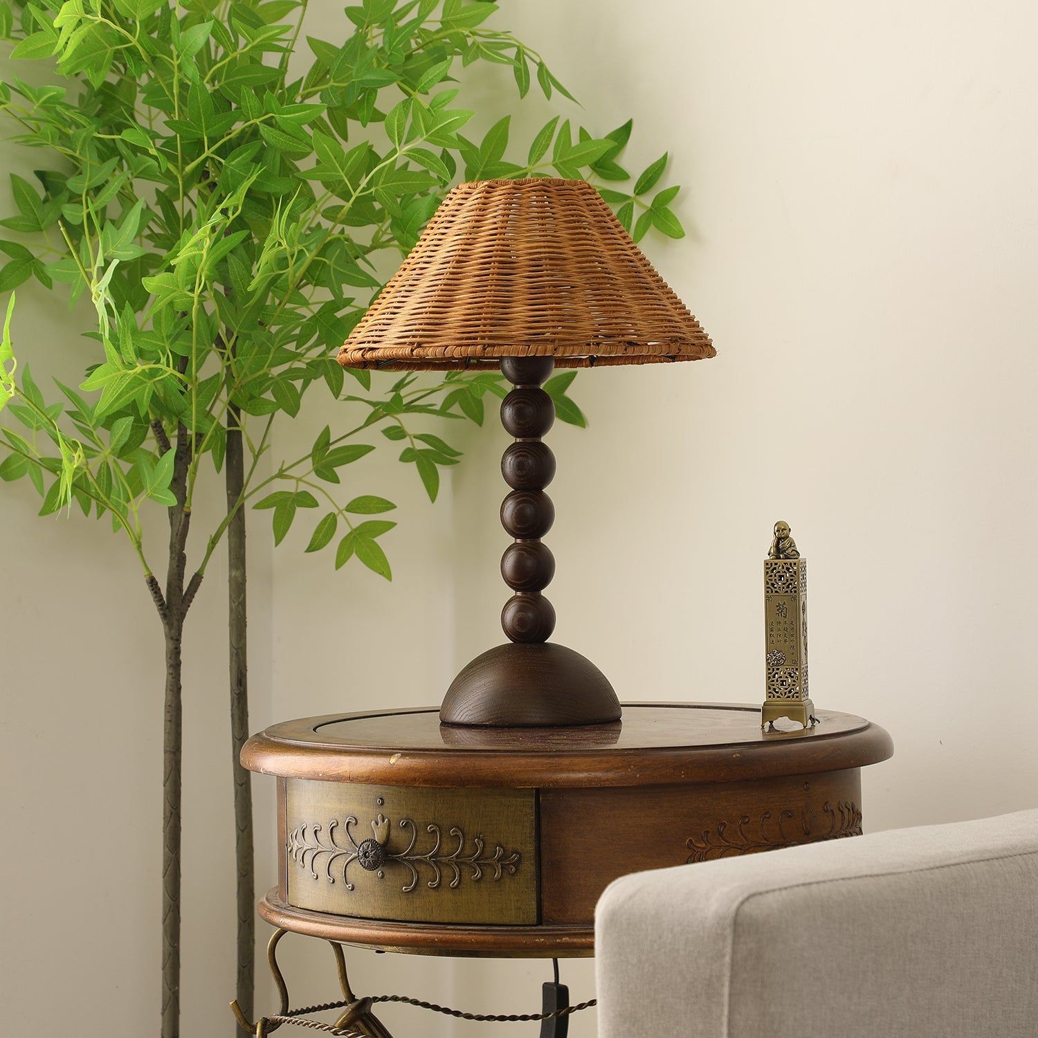 Emily Charm Table Lamp - Blowlighting
