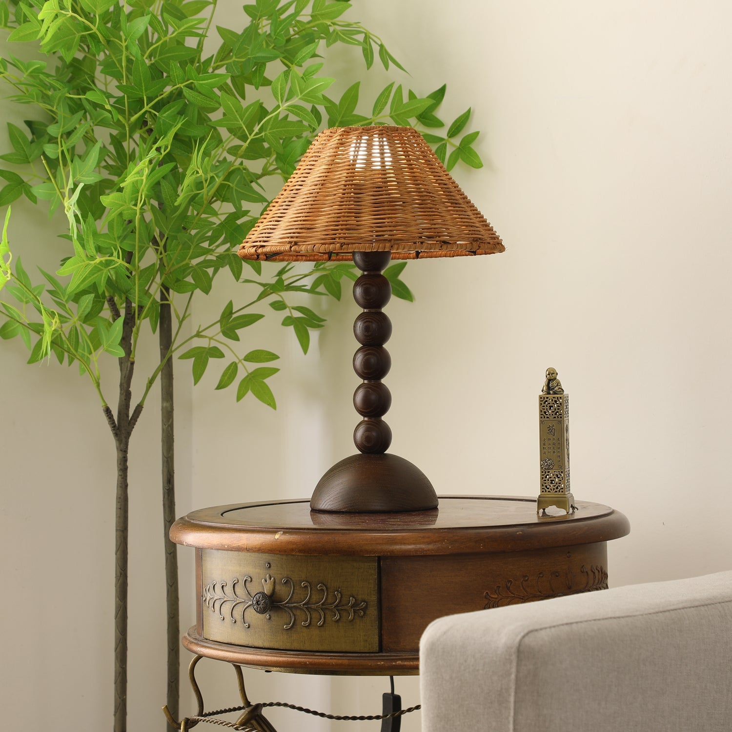 Emily Charm Table Lamp - Blowlighting
