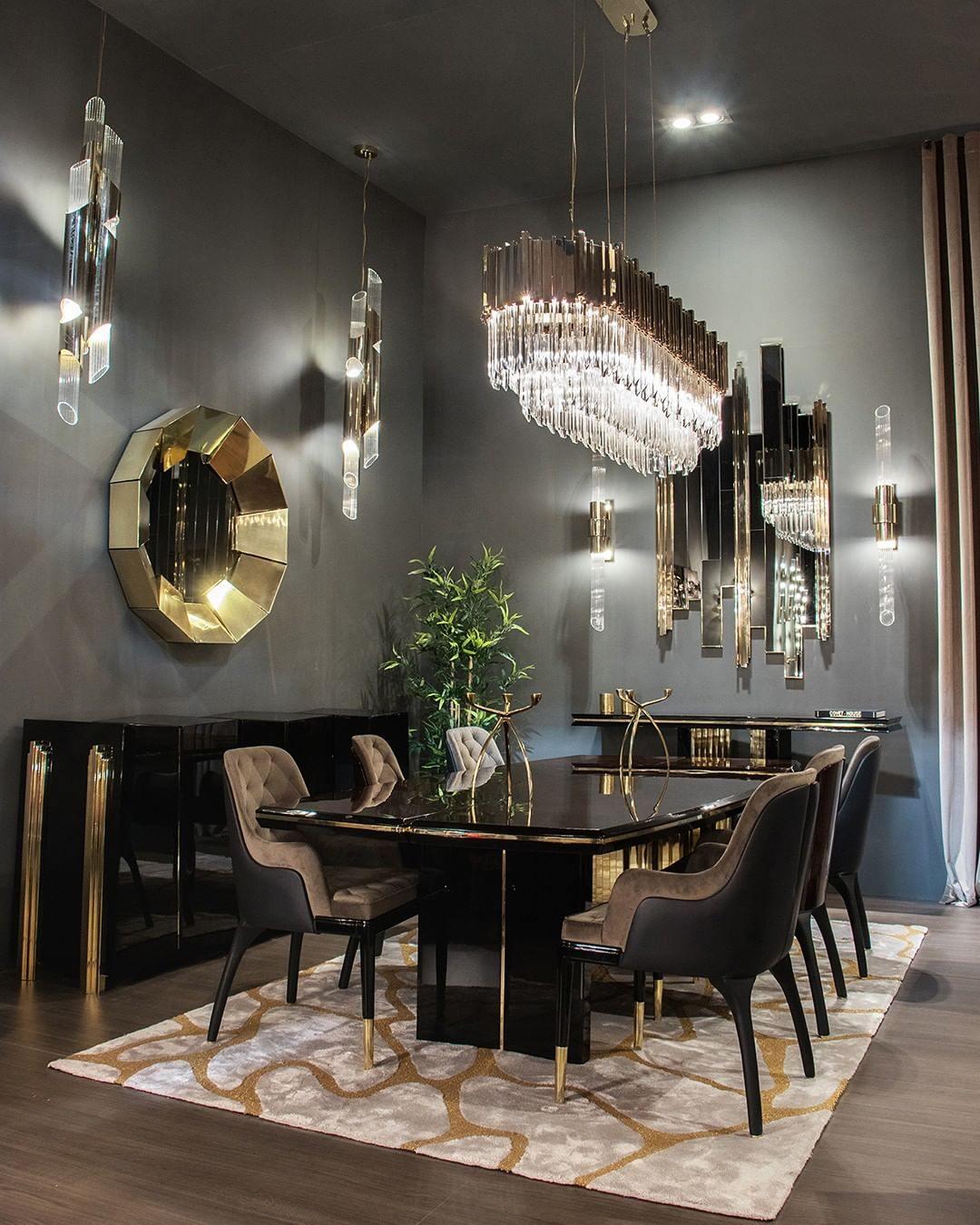 Empire Chandelier - Blowlighting