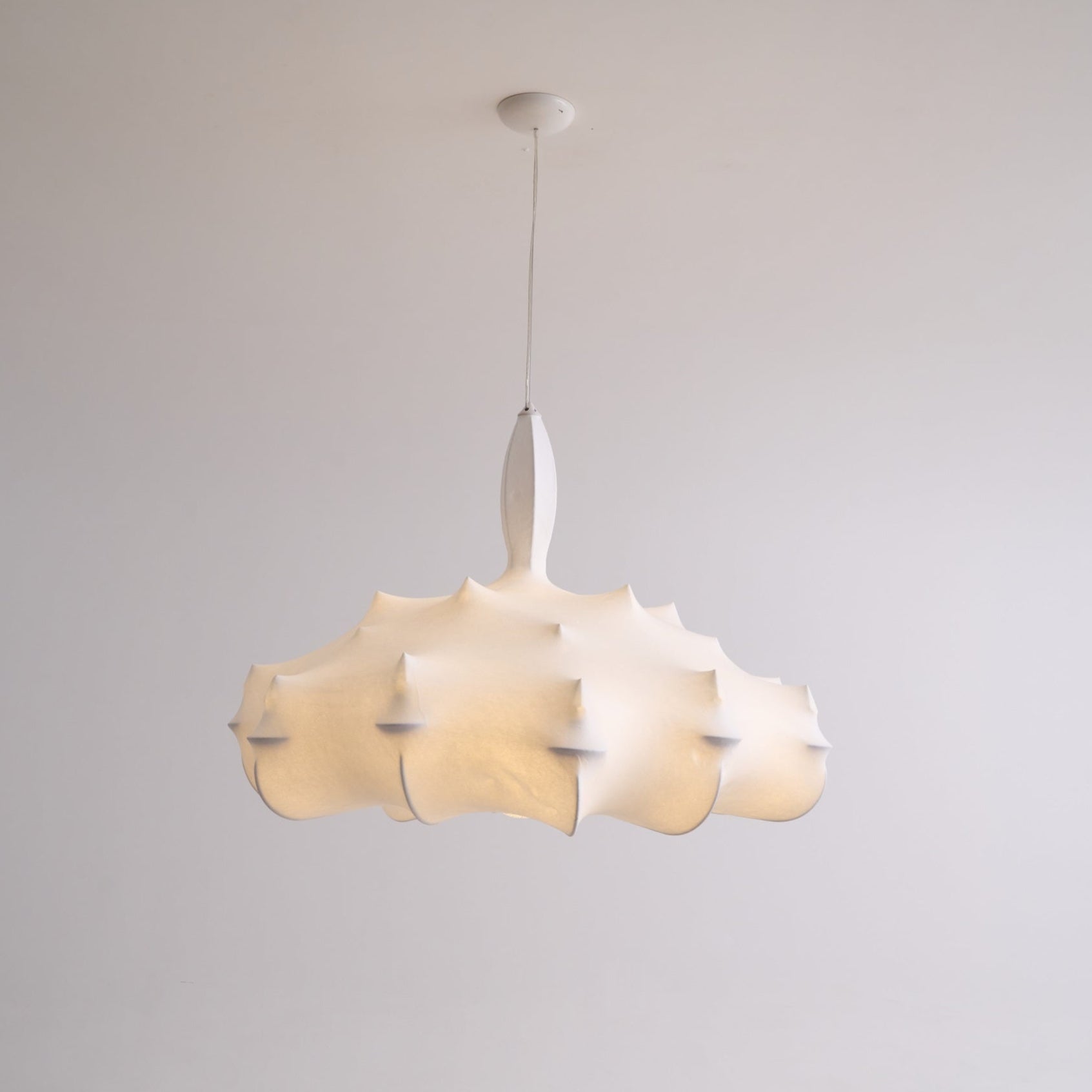 Cocoon Bloom Pendant Lamp - Blowlighting