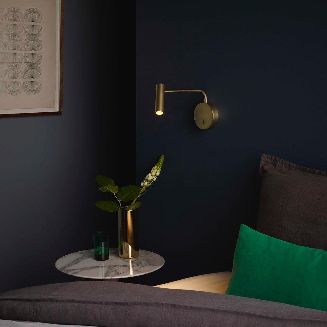 Minimalist Disc LED Wall Sconce - Blowlighting