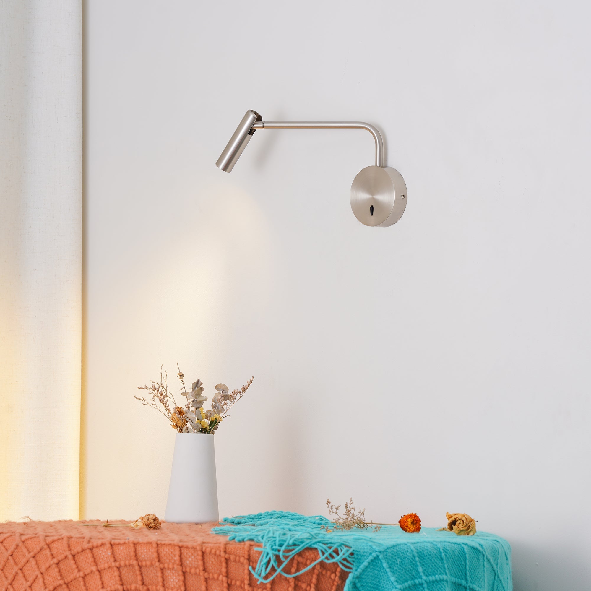 Minimalist Disc LED Wall Sconce - Blowlighting
