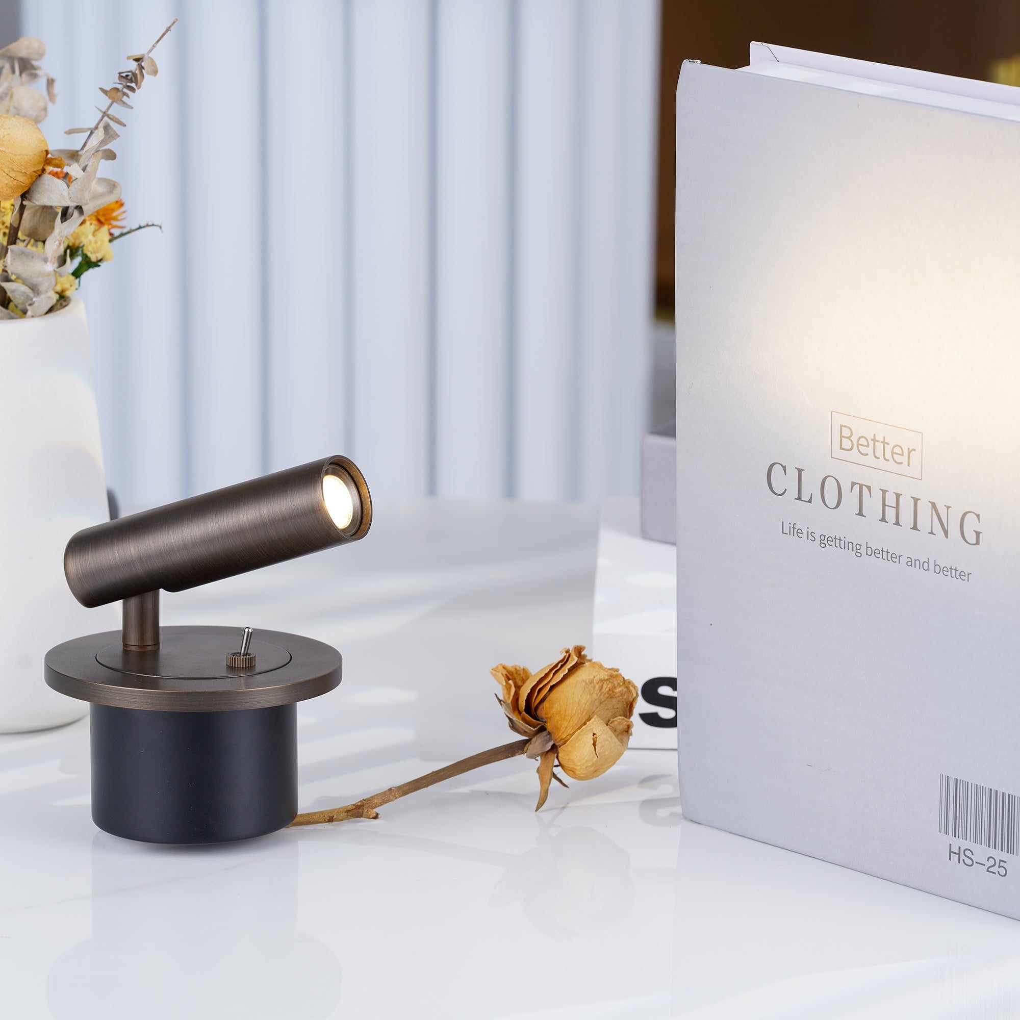 Reading Wall Lamp - Blowlighting