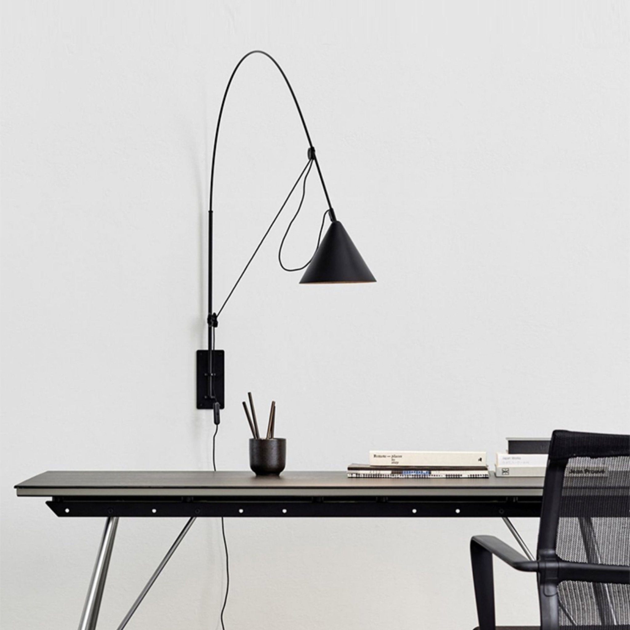Ensure Arc Wall Lamp - Blowlighting