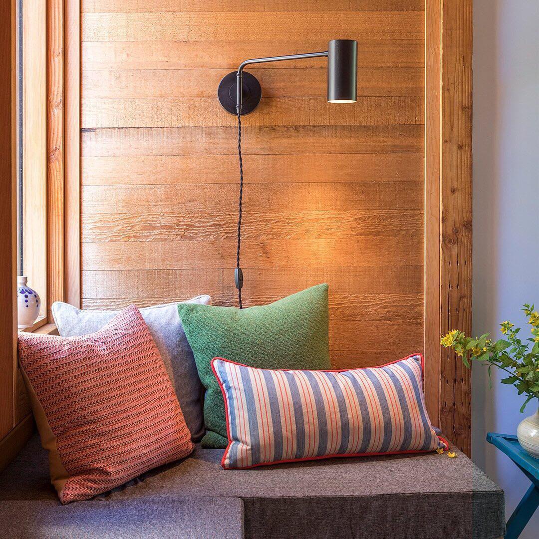 Envoy Swing Sconce - Blowlighting