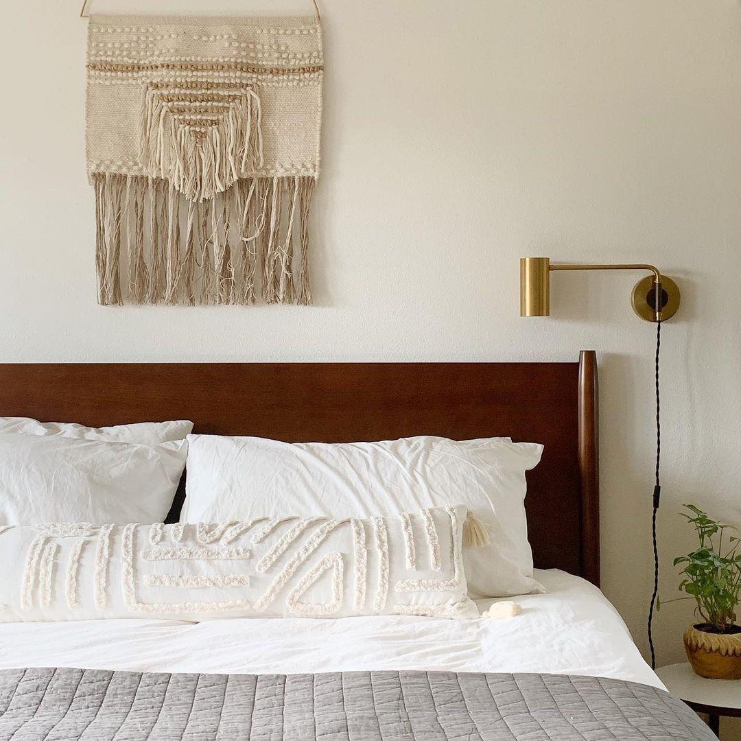 Envoy Swing Sconce - Blowlighting