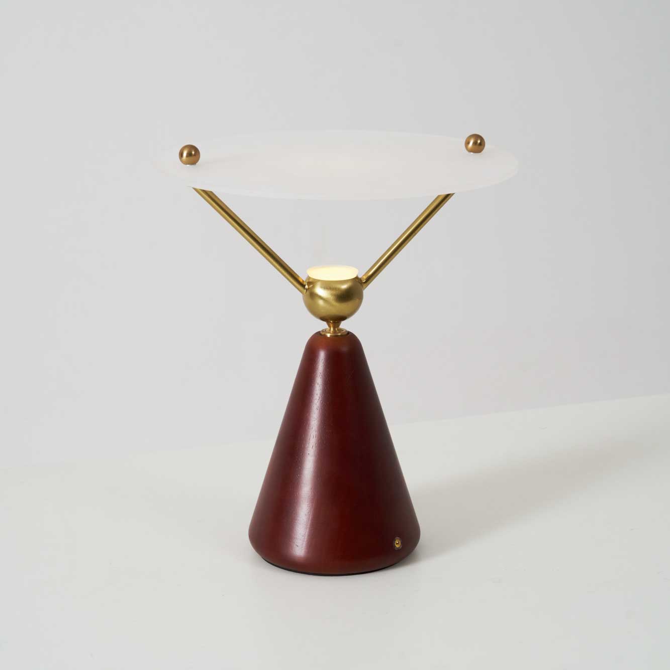Equoray Table Lamp - Blowlighting