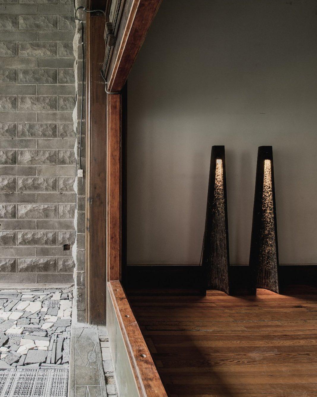 Umara Marble Floor Lamp - Blowlighting
