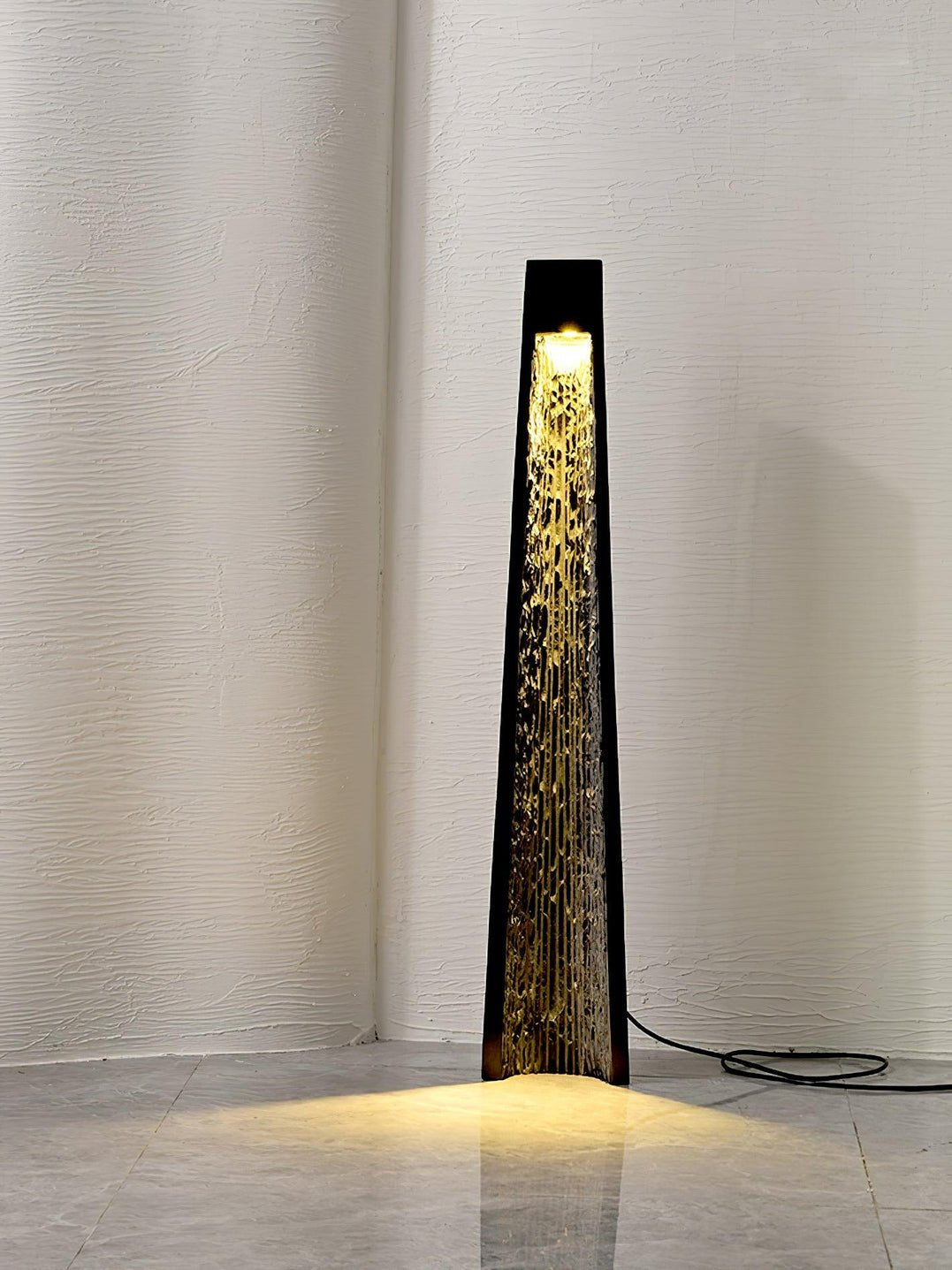 Umara Marble Floor Lamp - Blowlighting