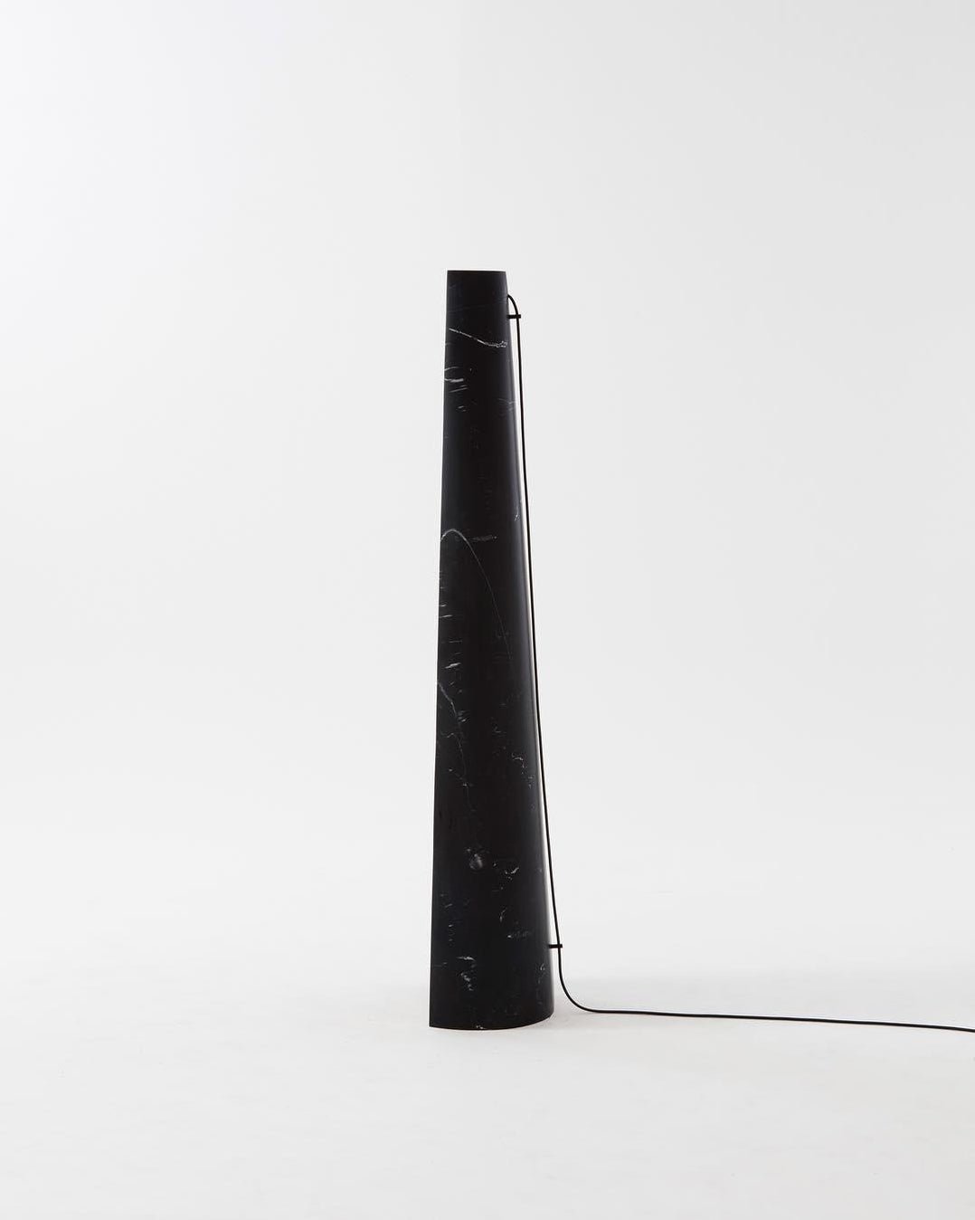Umara Marble Floor Lamp - Blowlighting
