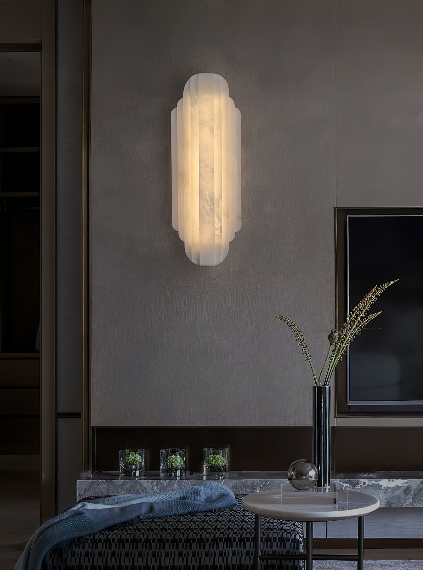 Avthaaris Art Deco Alabaster Wall Light - Blowlighting