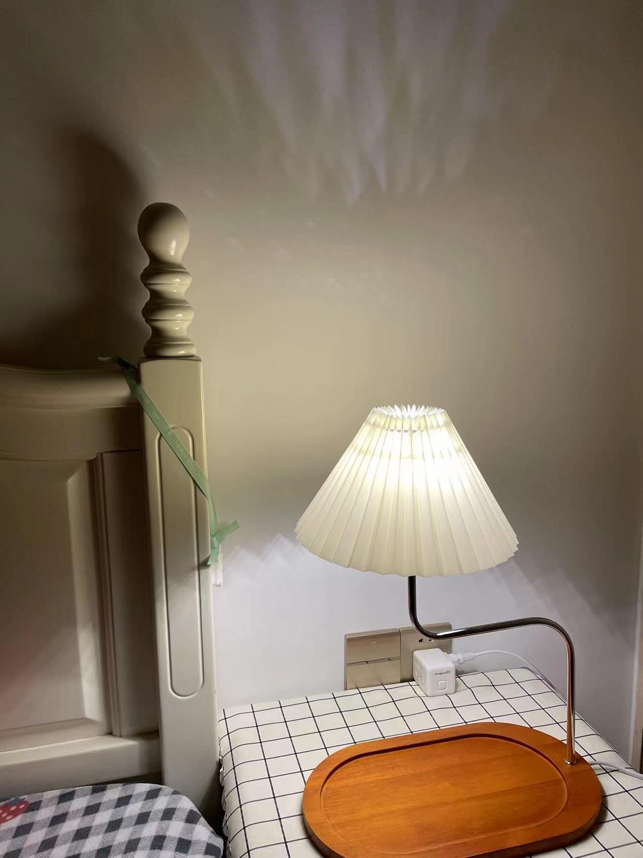 Eterna TL Table Lamp - Blowlighting