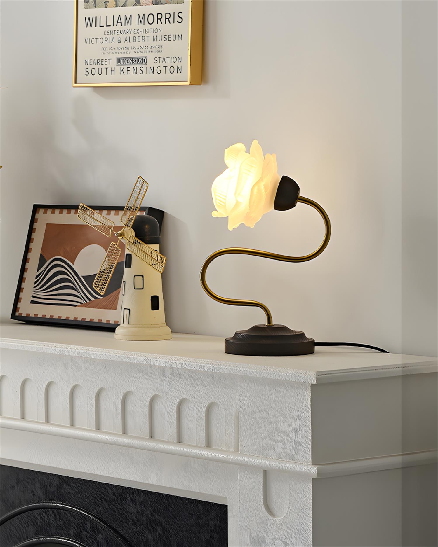 Everbud Natural Glass Table Light