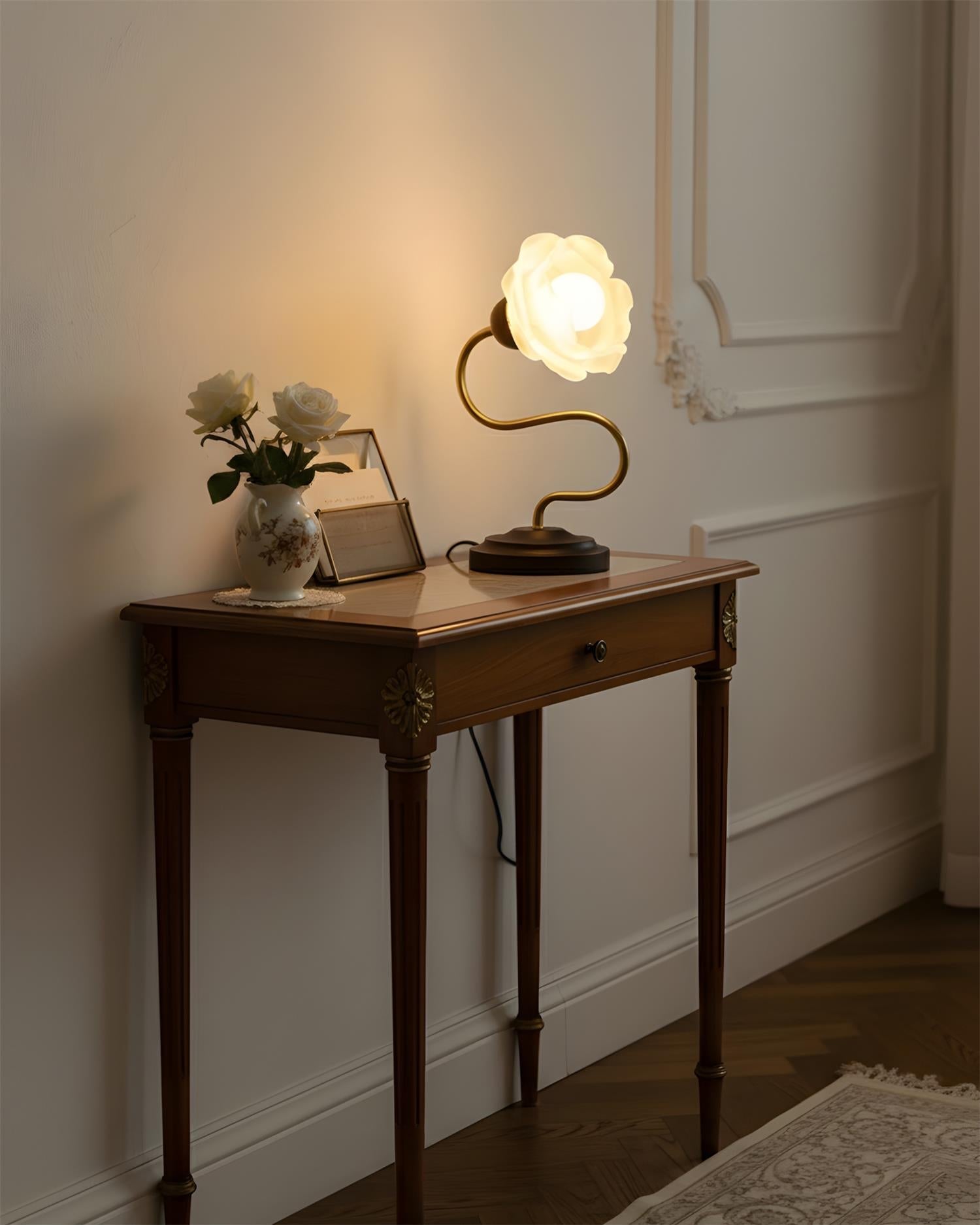 Everbud Natural Glass Table Light