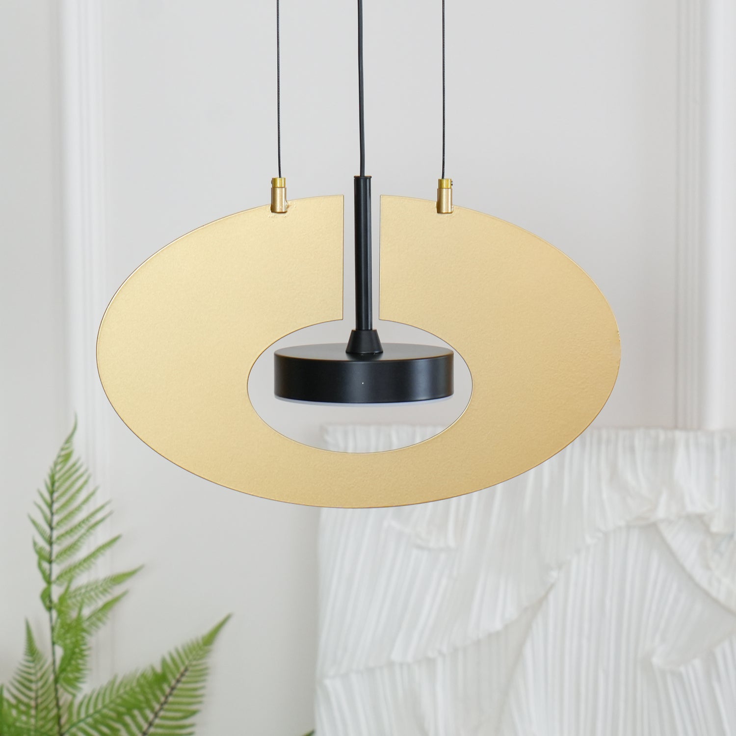 Eye In The Sky Pendant Light - Blowlighting