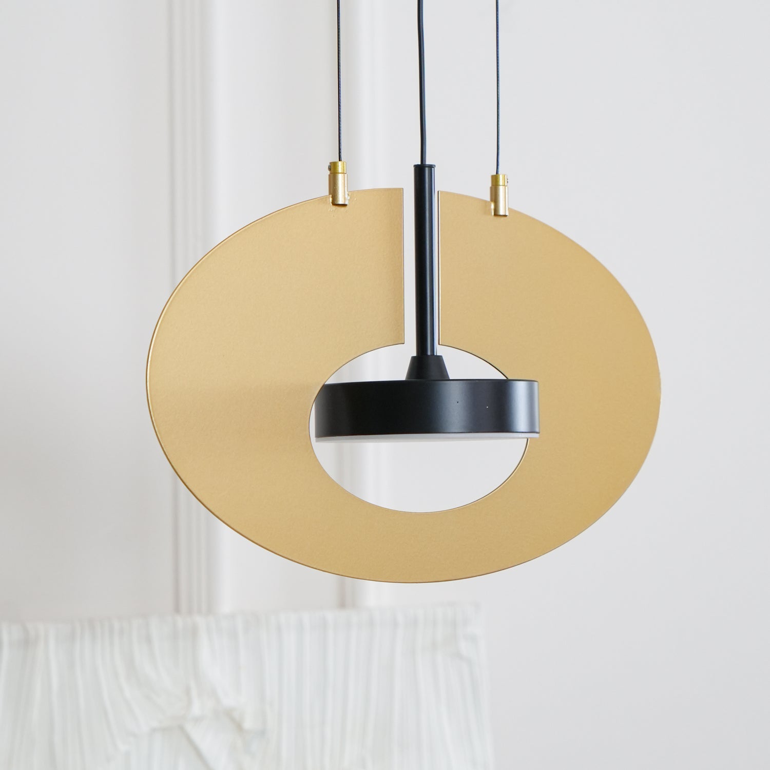 Eye In The Sky Pendant Light - Blowlighting