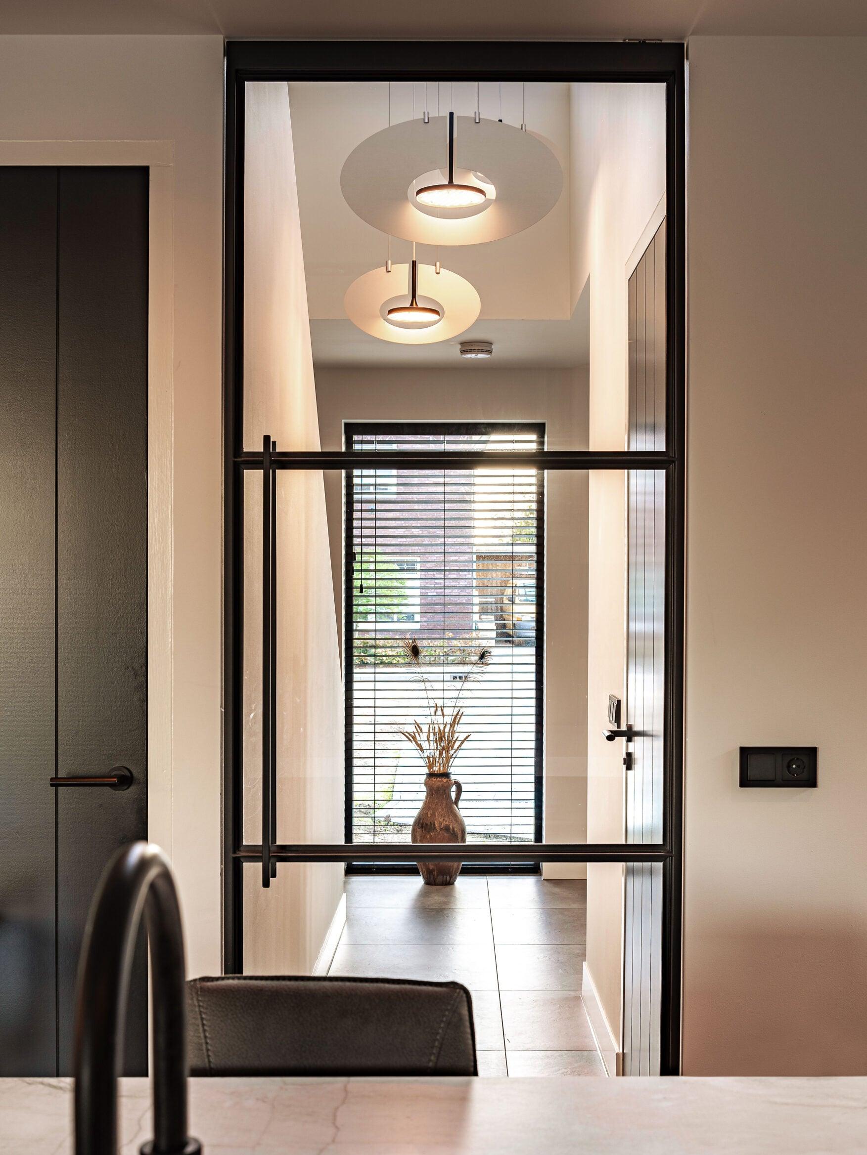 Eye In The Sky Pendant Light - Blowlighting