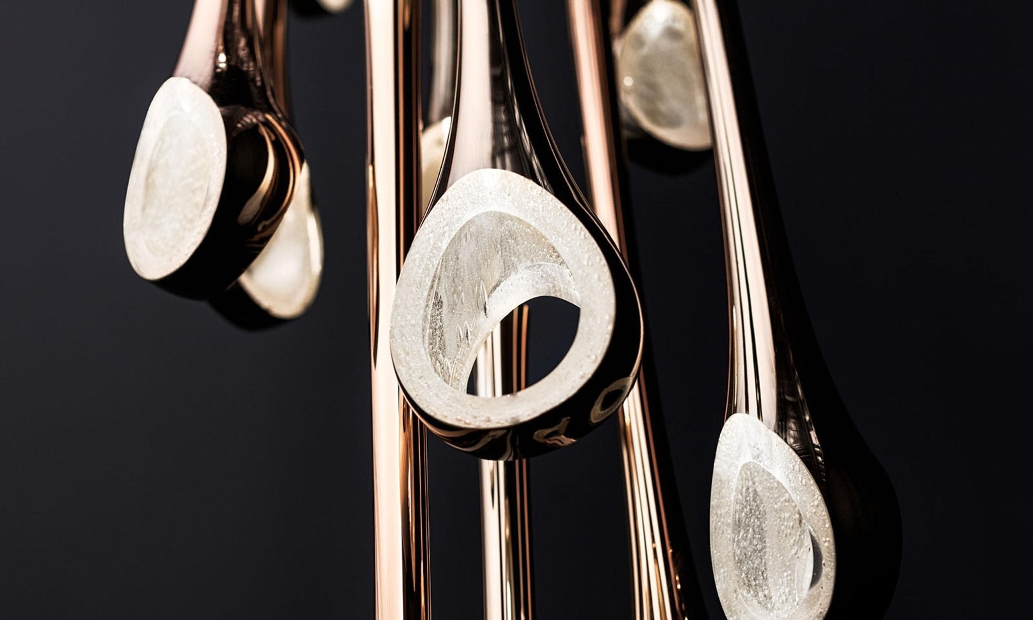 Cicarir Gradient Gold Glass Chandelier - Blowlighting