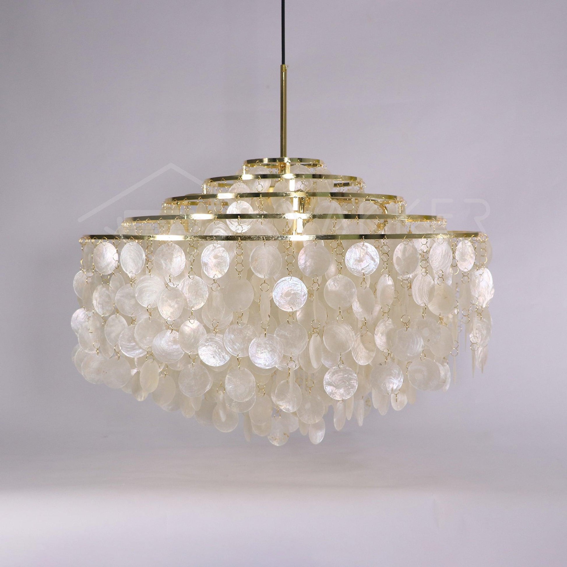 Round Shell Chandelier - Blowlighting