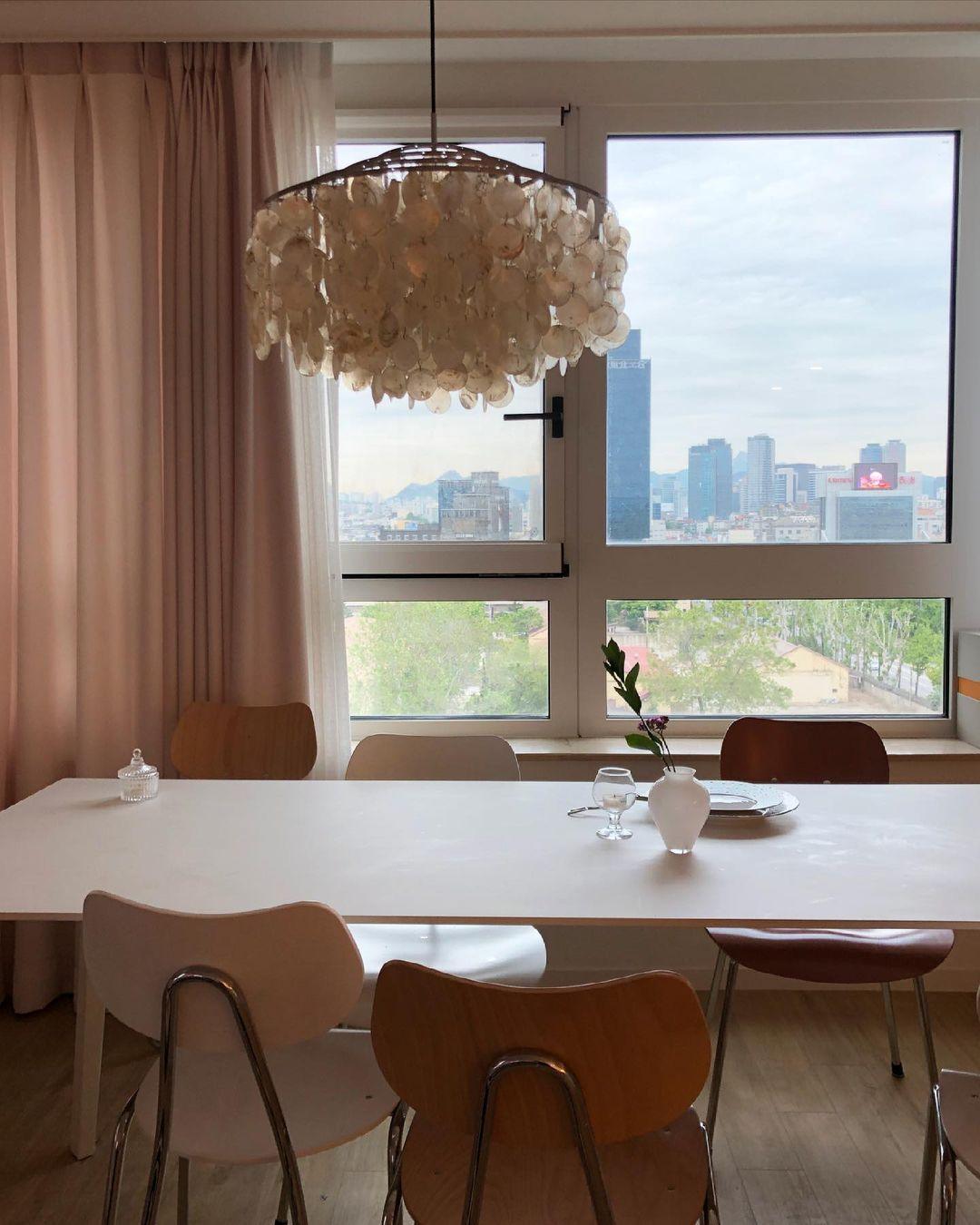 Round Shell Chandelier - Blowlighting