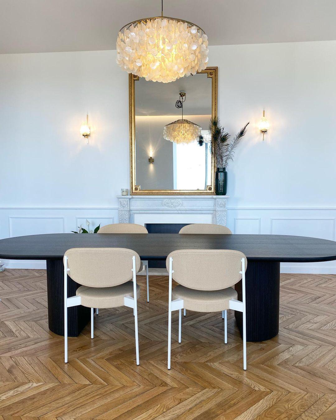 Round Shell Chandelier - Blowlighting