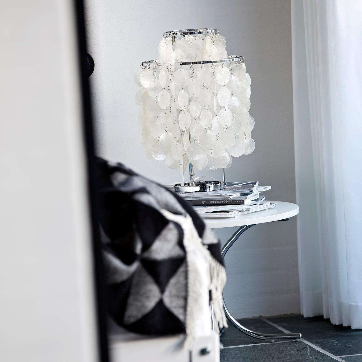 Round Shell Table Lamp - Blowlighting