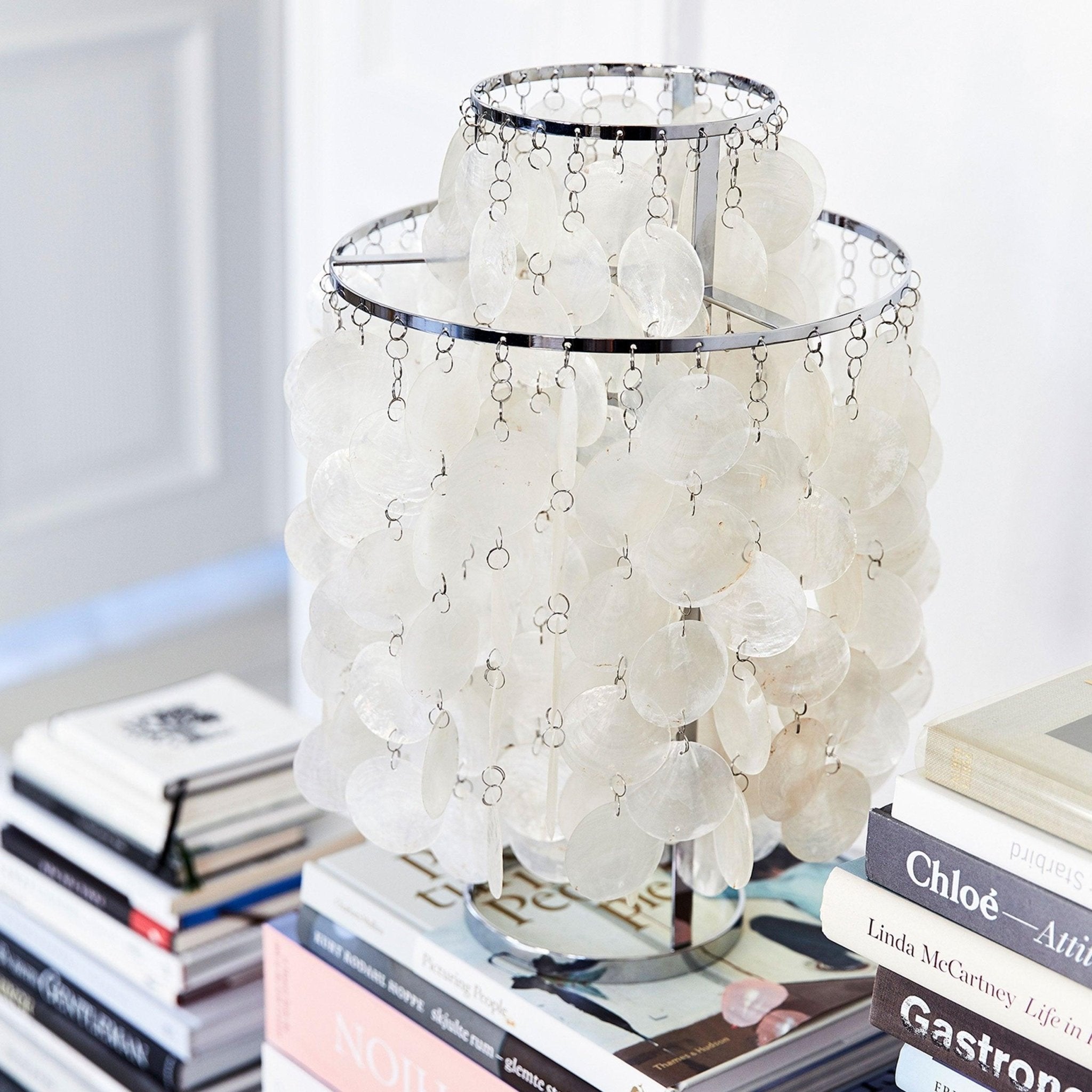 Round Shell Table Lamp - Blowlighting