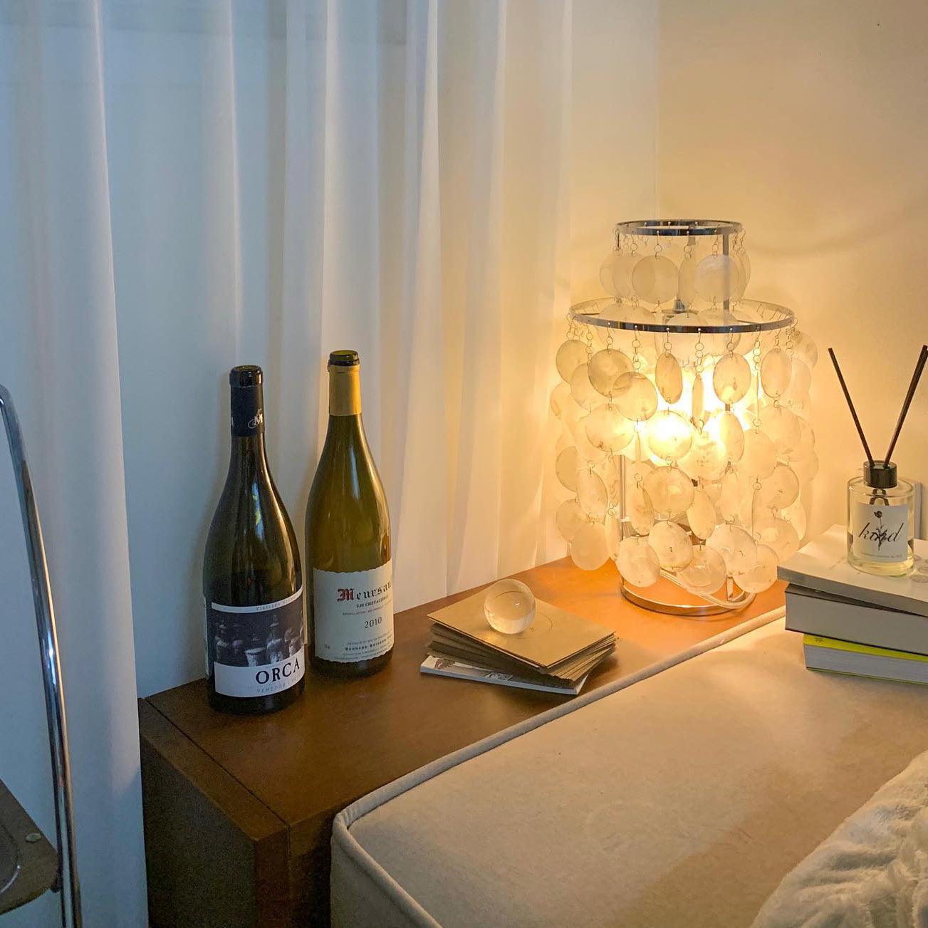 Round Shell Table Lamp - Blowlighting