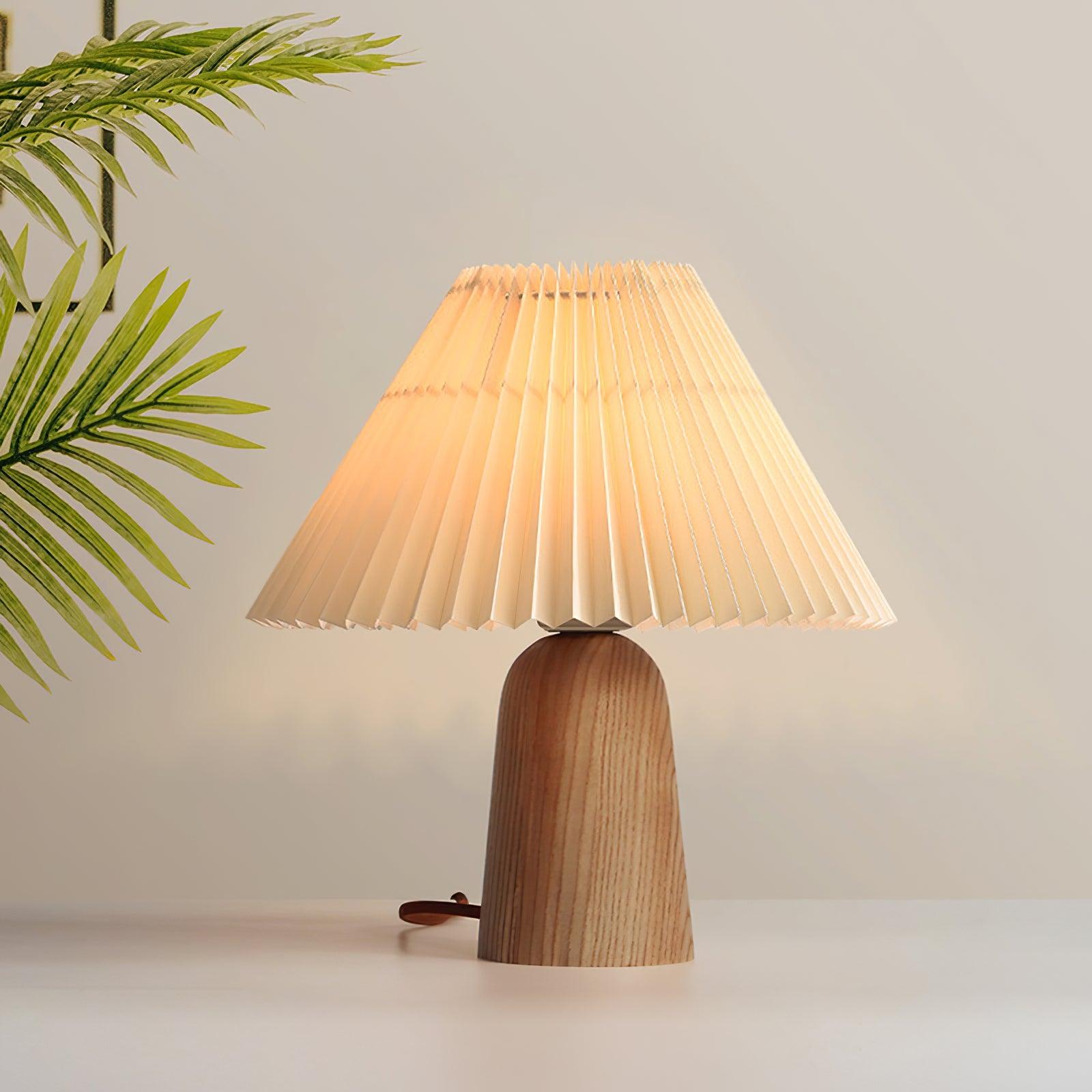 Facet Table Lamp - Blowlighting