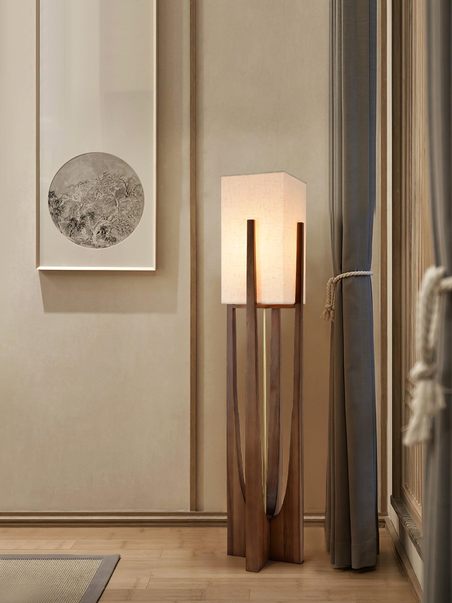 Fairbanks Floor Lamp - Blowlighting