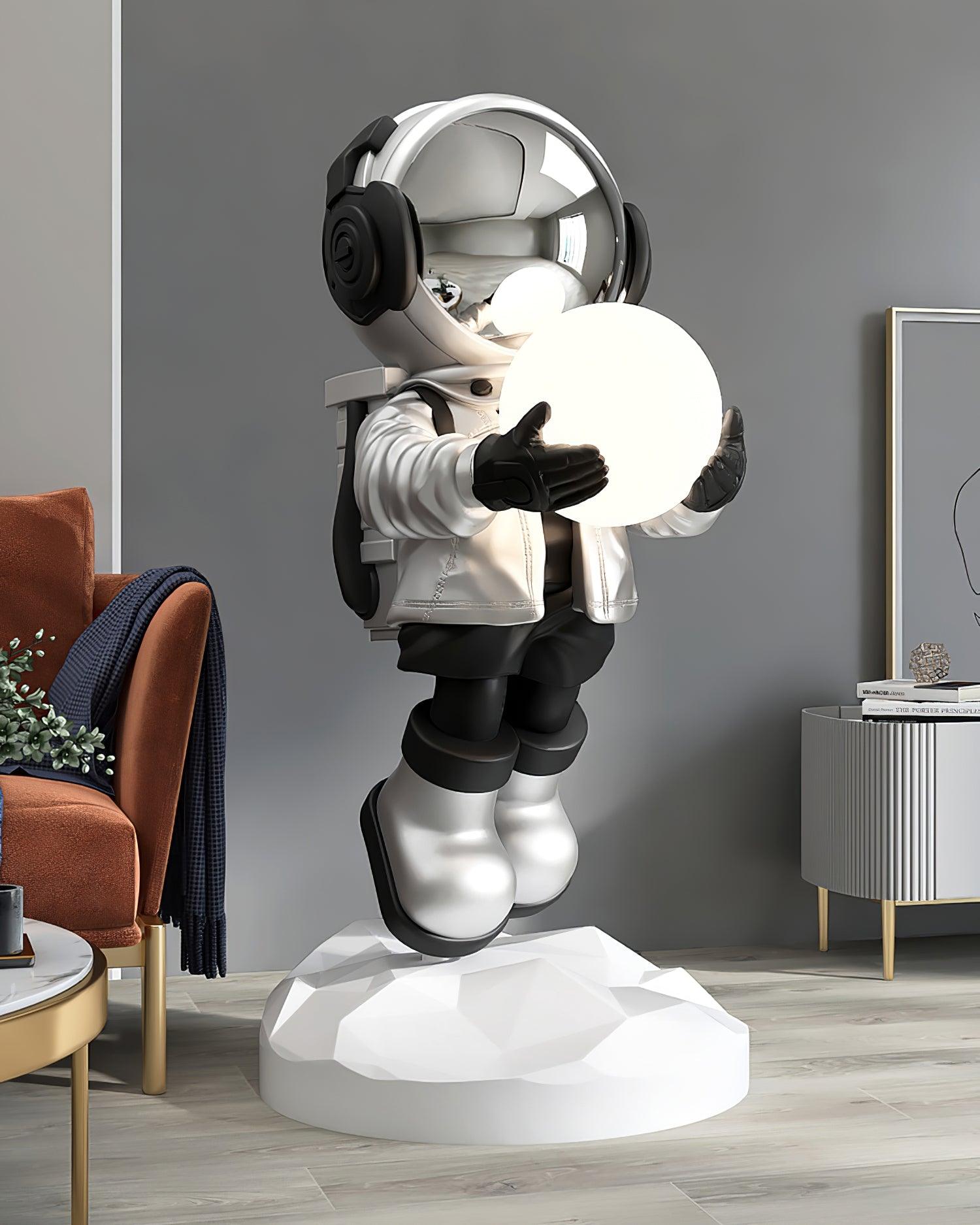 Fantasy Astronaut Floor Light - Blowlighting