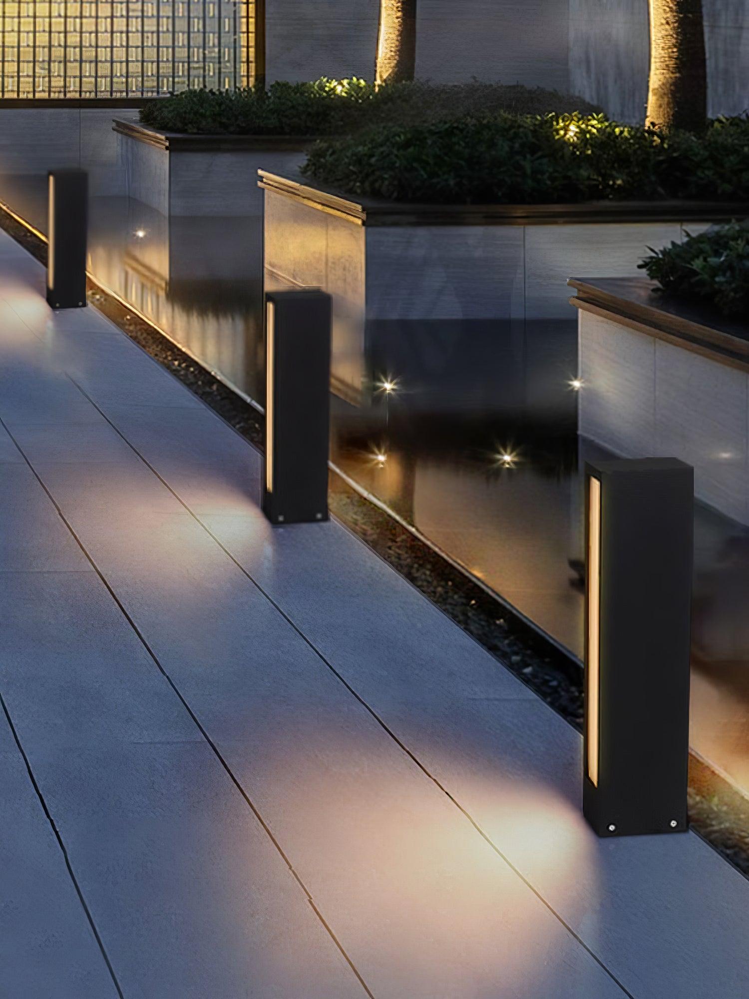 Faro Outdoor Post Lamp - Blowlighting
