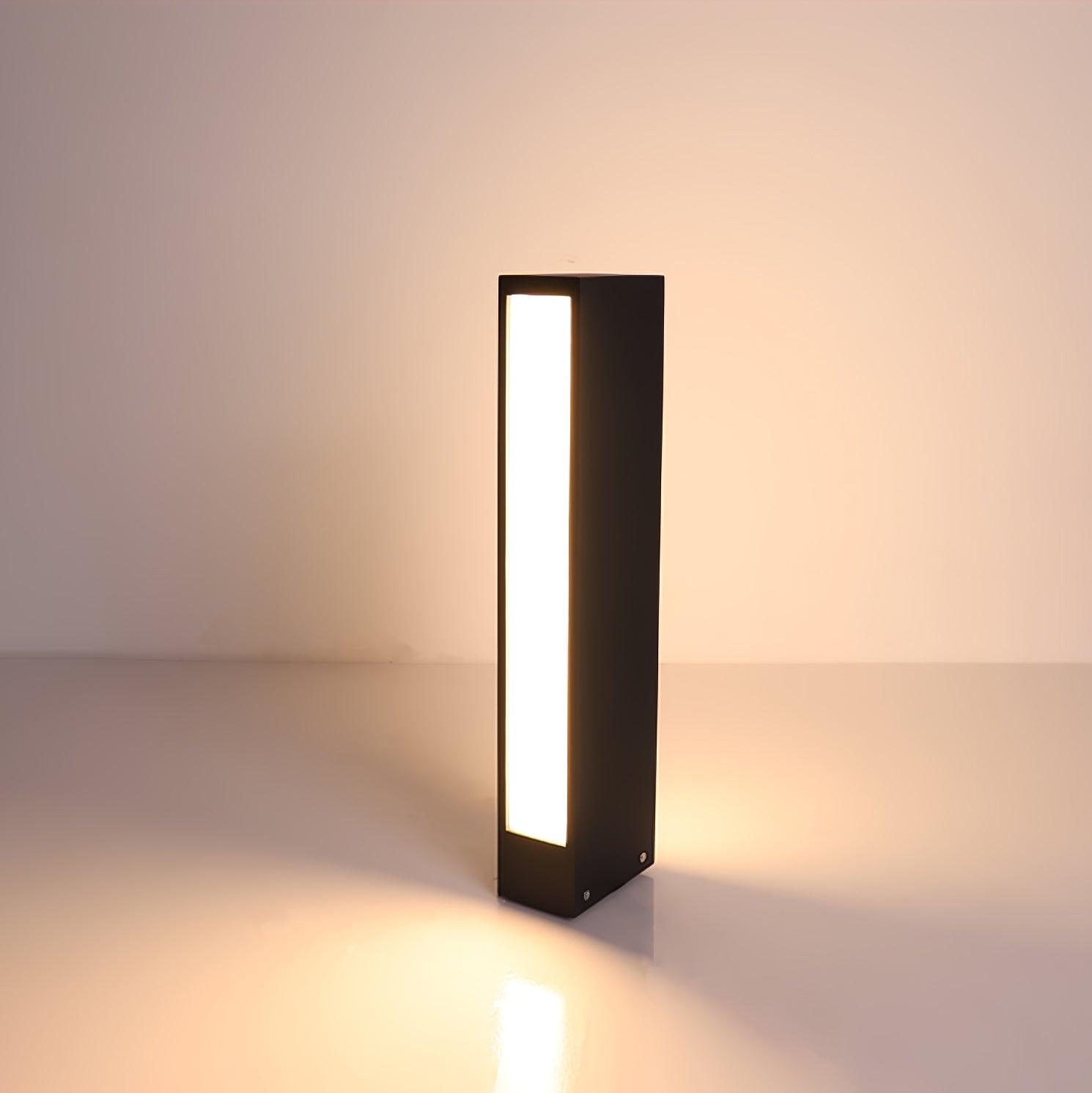 Faro Outdoor Post Lamp - Blowlighting