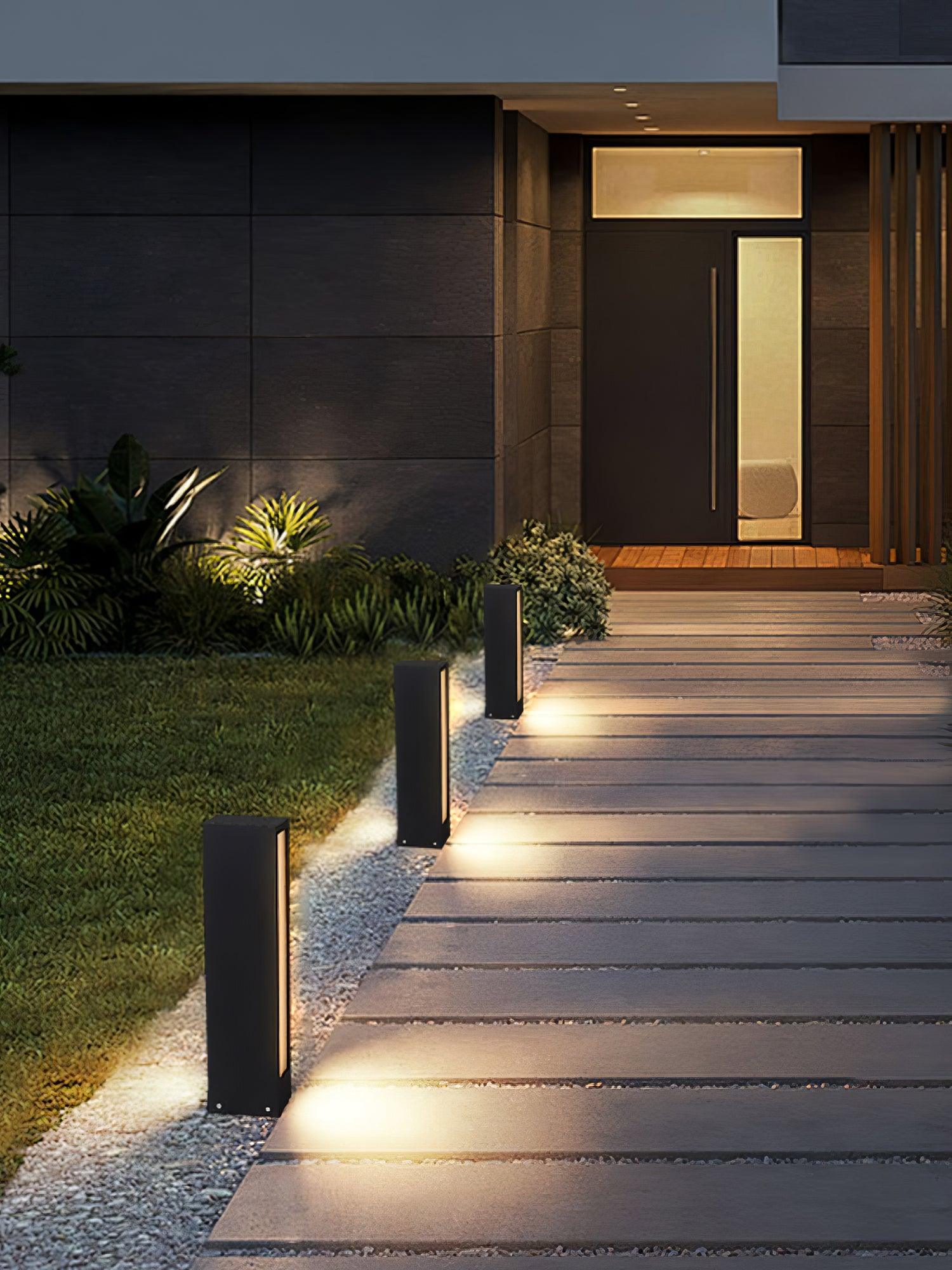 Faro Outdoor Post Lamp - Blowlighting