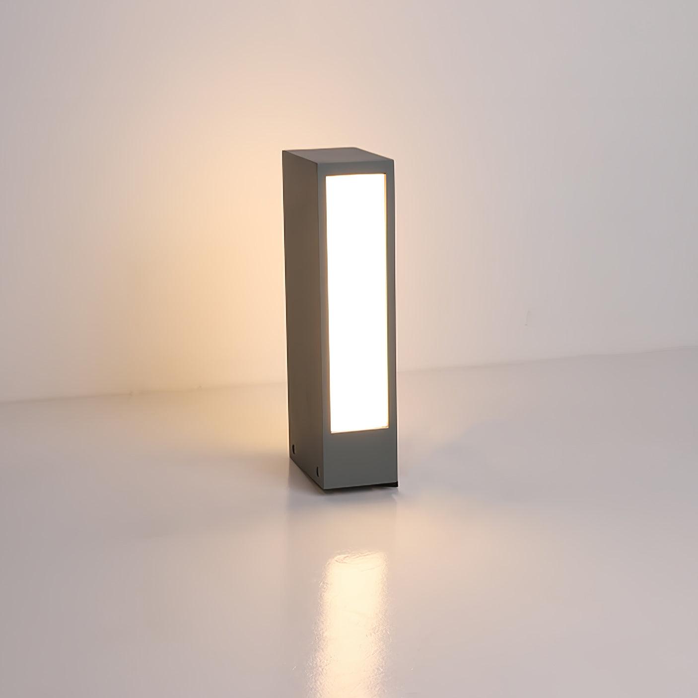 Faro Outdoor Post Lamp - Blowlighting