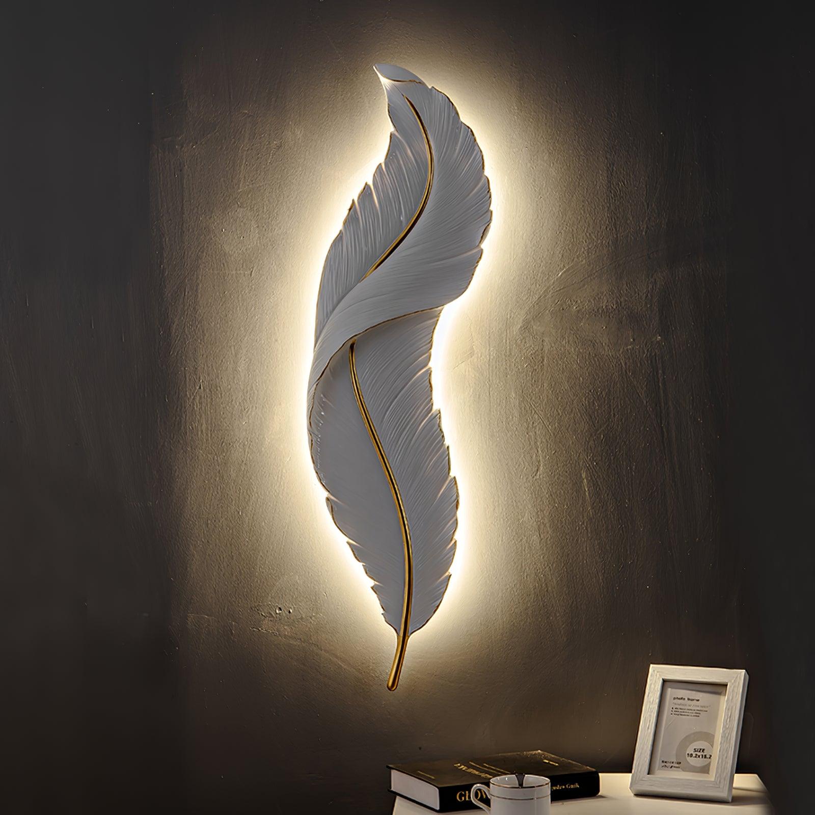 Feather Wall Lamp - Blowlighting