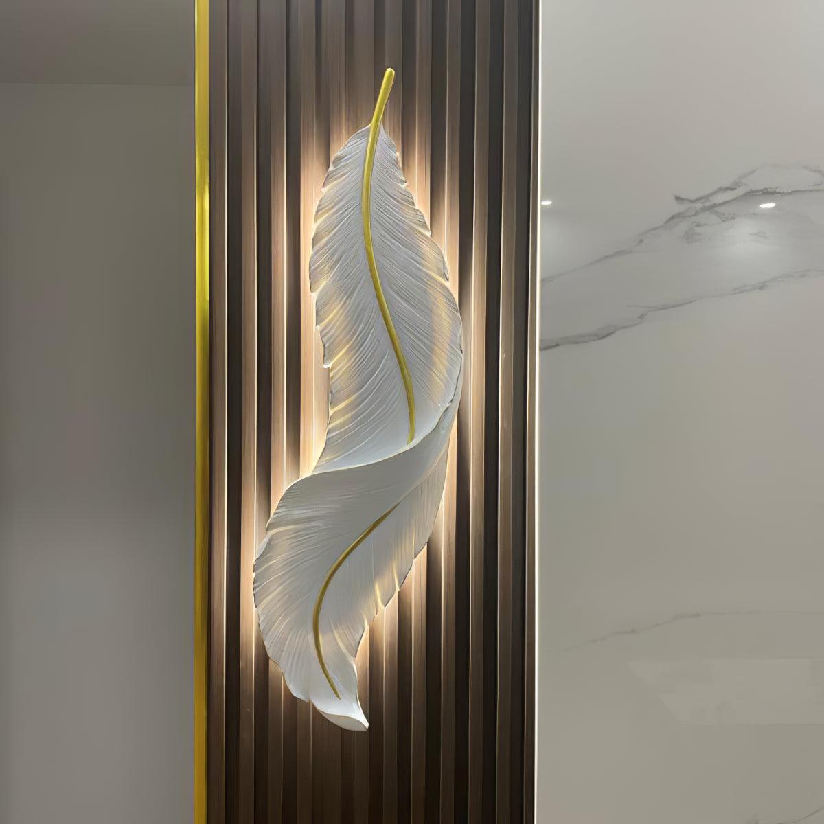 Feather Wall Lamp - Blowlighting
