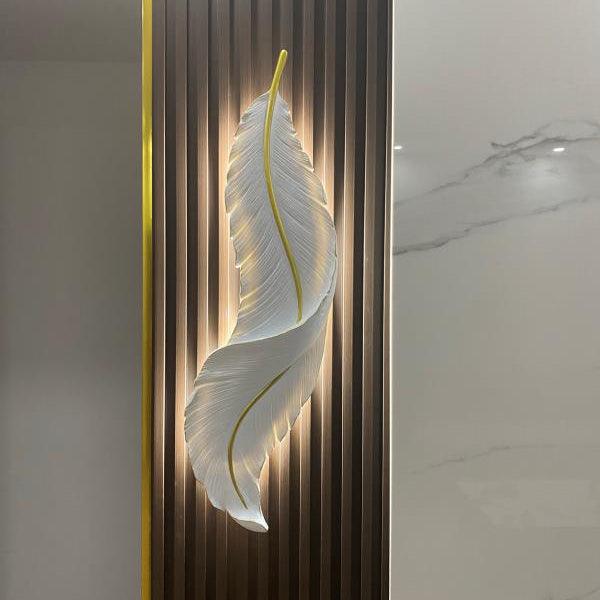 Feather Wall Lamp - Blowlighting
