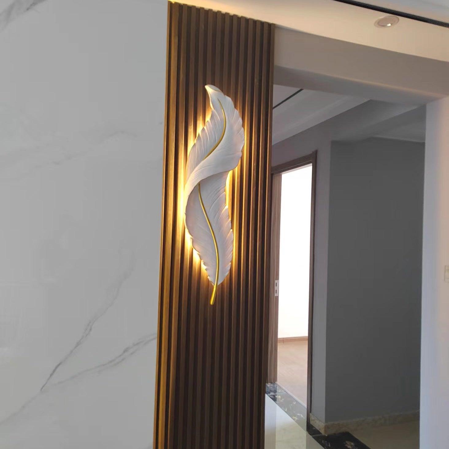 Feather Wall Lamp - Blowlighting
