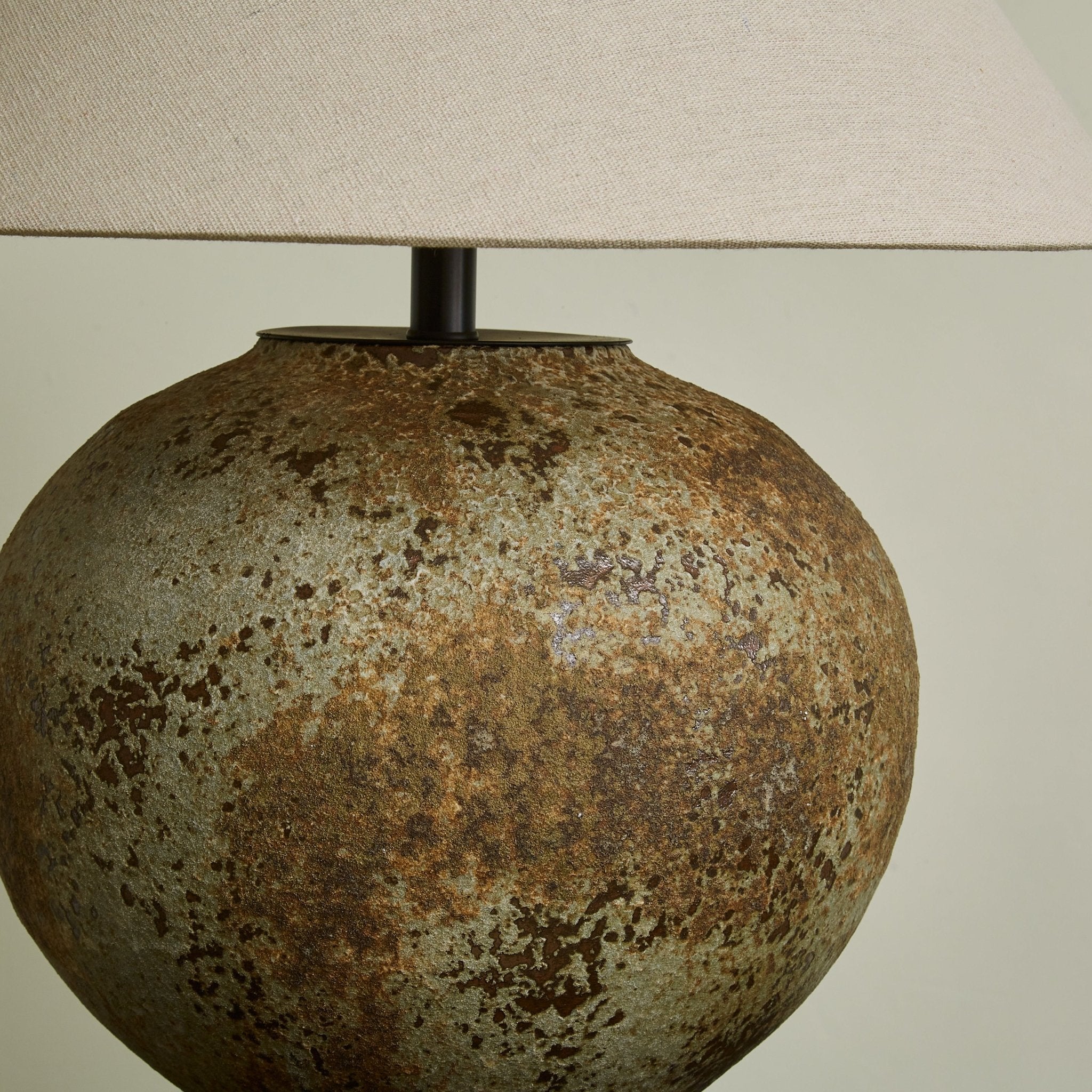 Ferrosia Table Lamp - Blowlighting
