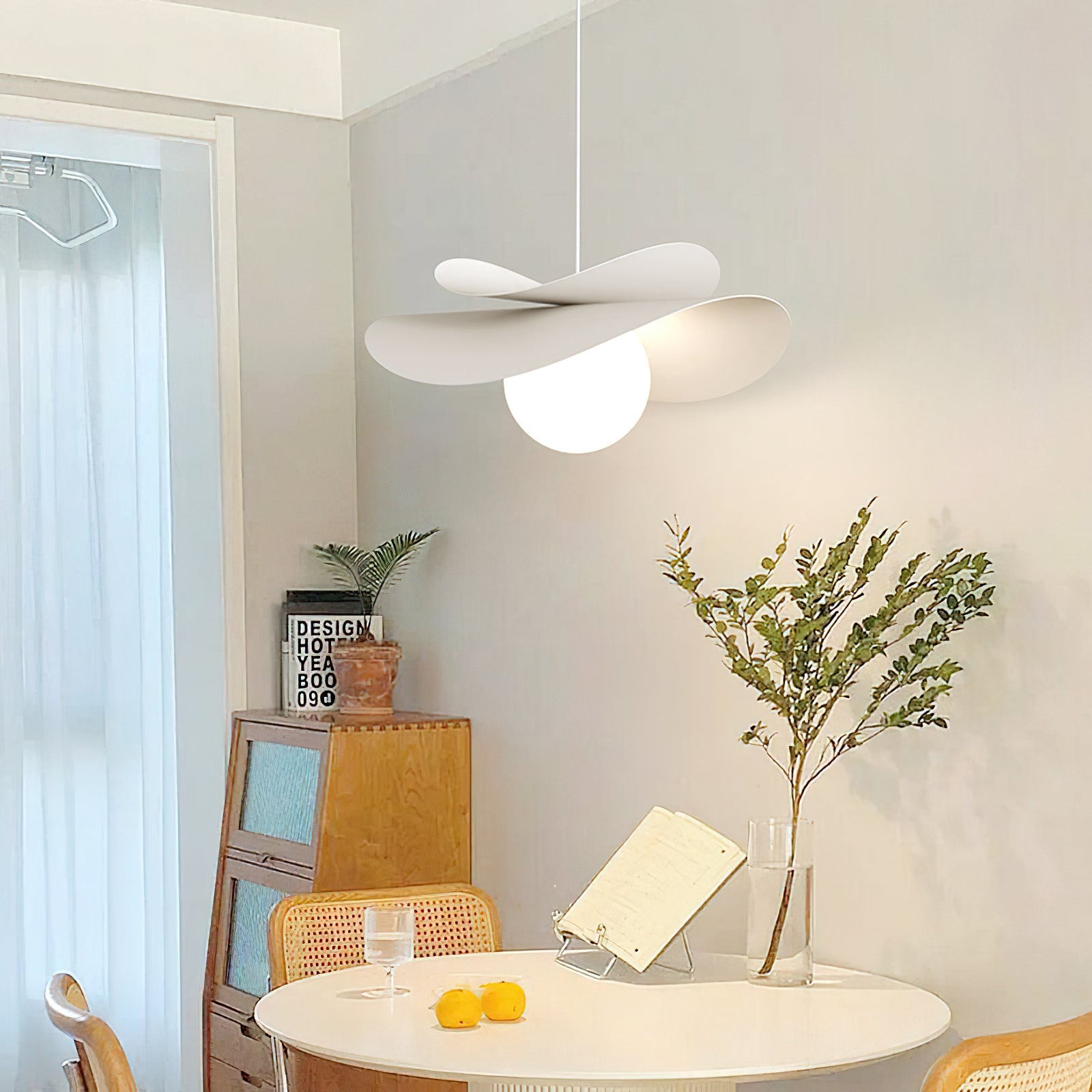 Fiksa Minimalist Metal Pendant Light