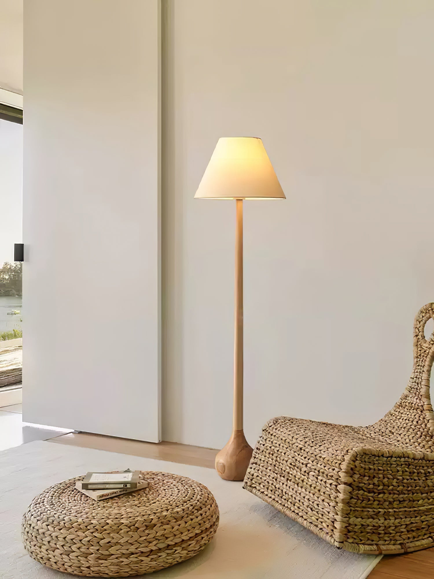 Final Strike Floor Lamp - Blowlighting