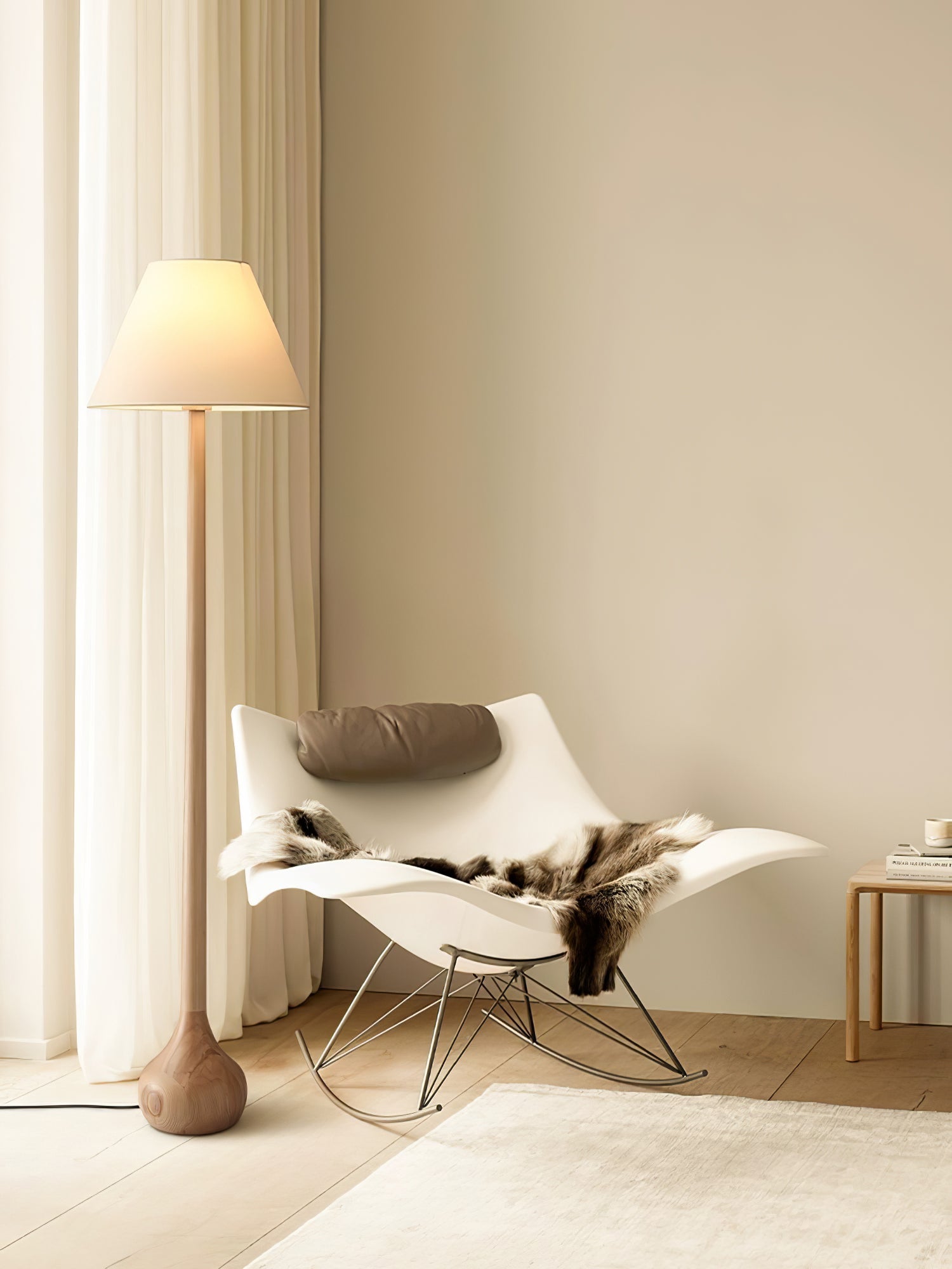 Final Strike Floor Lamp - Blowlighting