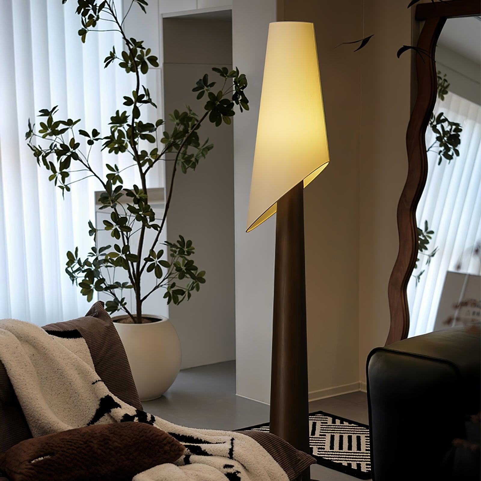 Flag Floor Lamp - Blowlighting