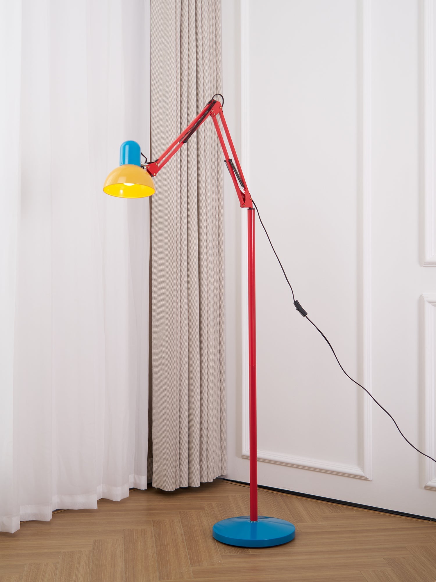 Flexi Memphis Floor Lamp - Blowlighting