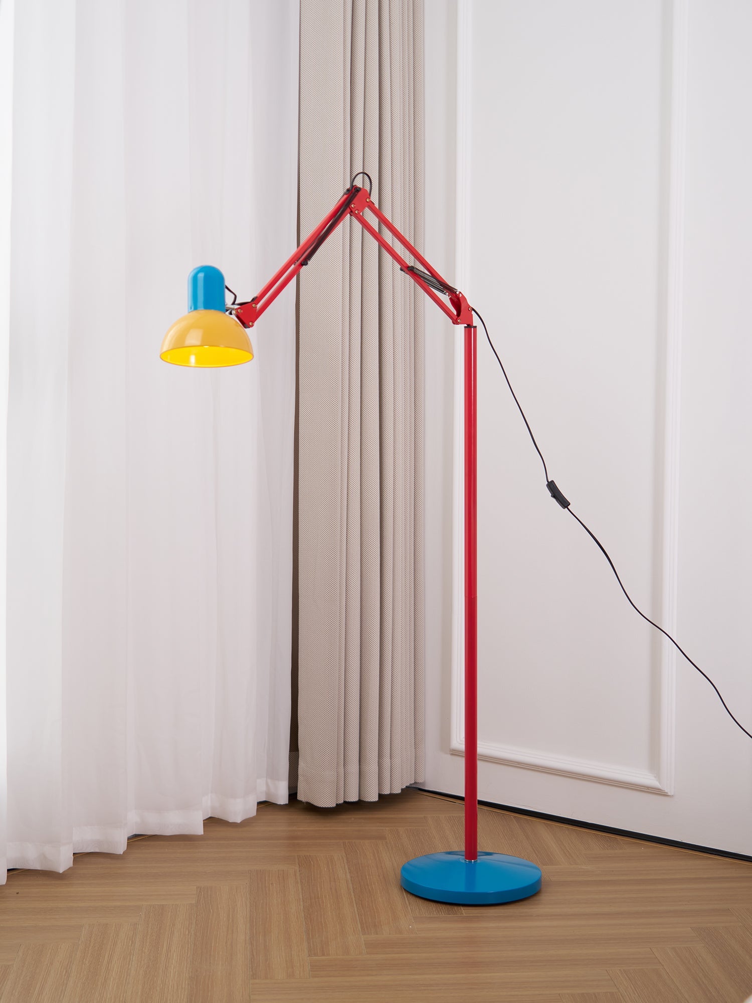 Flexi Memphis Floor Lamp - Blowlighting