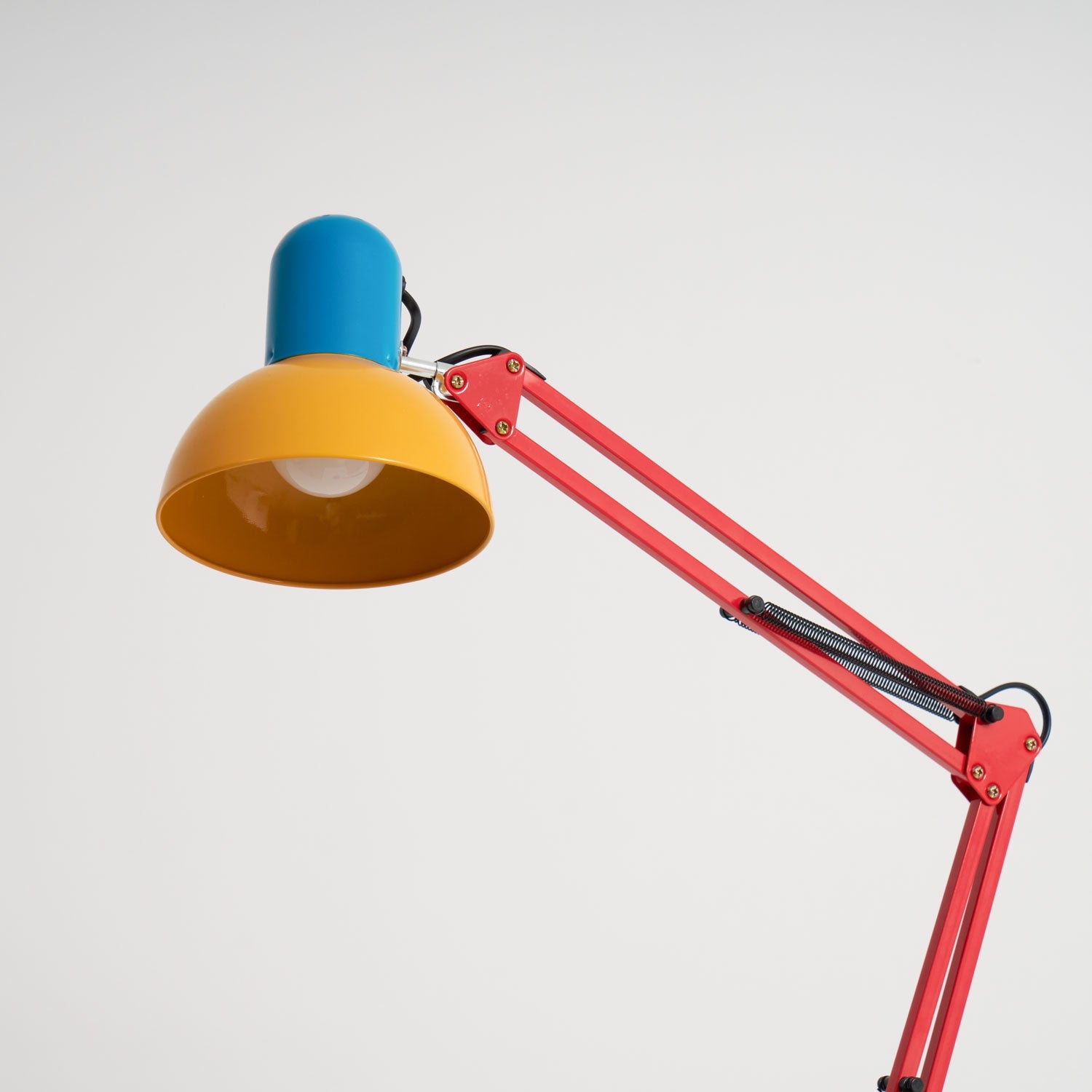 Flexi Memphis Floor Lamp - Blowlighting