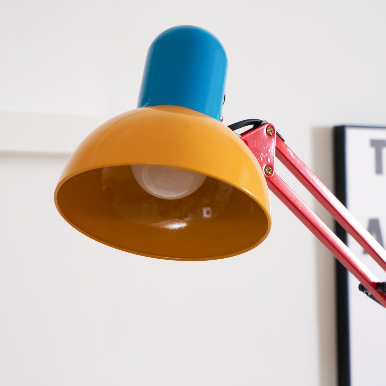 Flexi Memphis Floor Lamp - Blowlighting