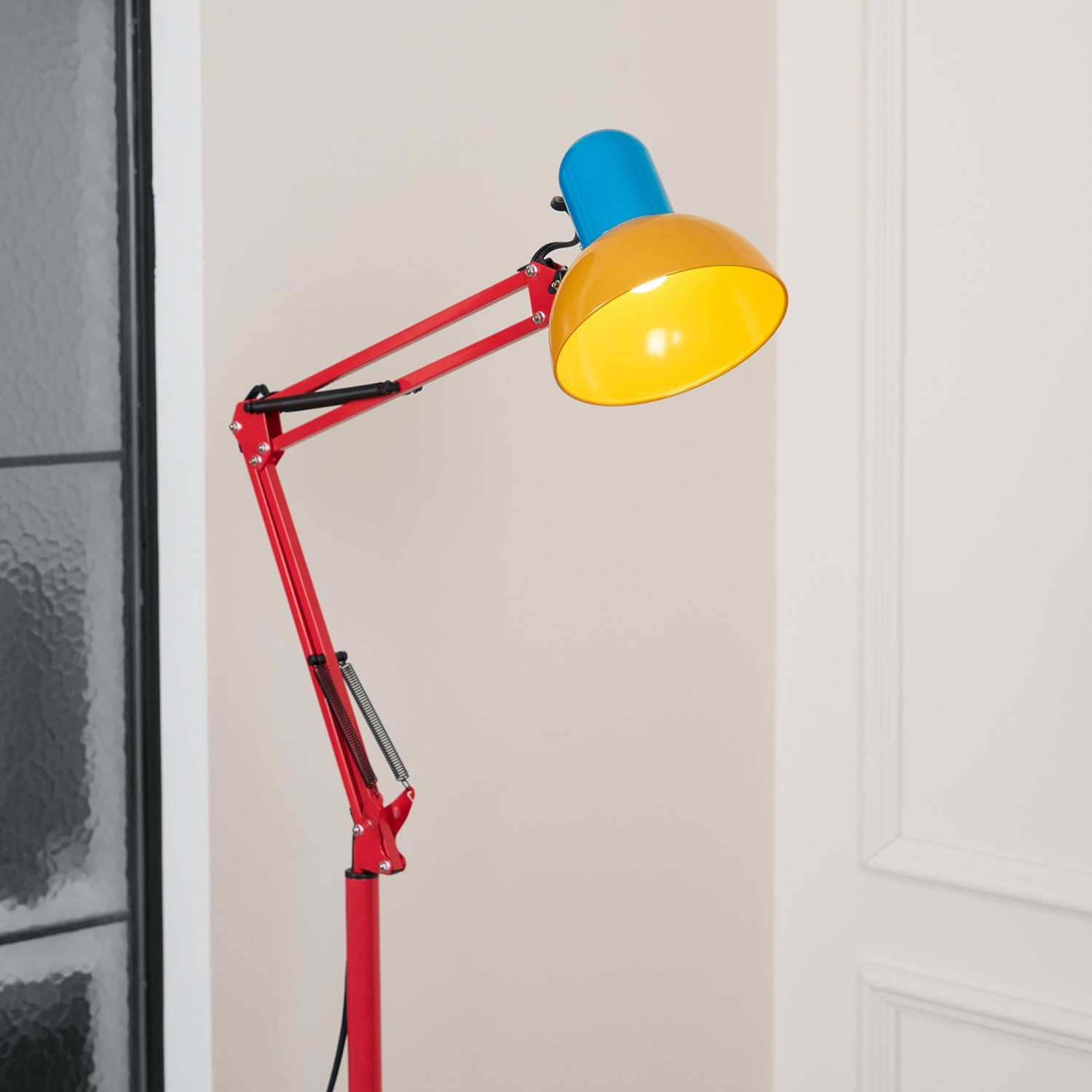 Flexi Memphis Floor Lamp - Blowlighting